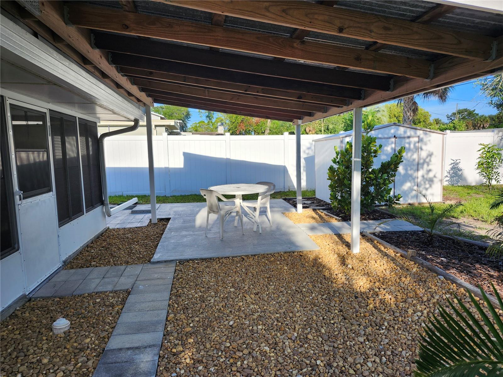 Covered patio area off back porch - 6144 SAPPHIRE DR, NEW PORT RICHEY
