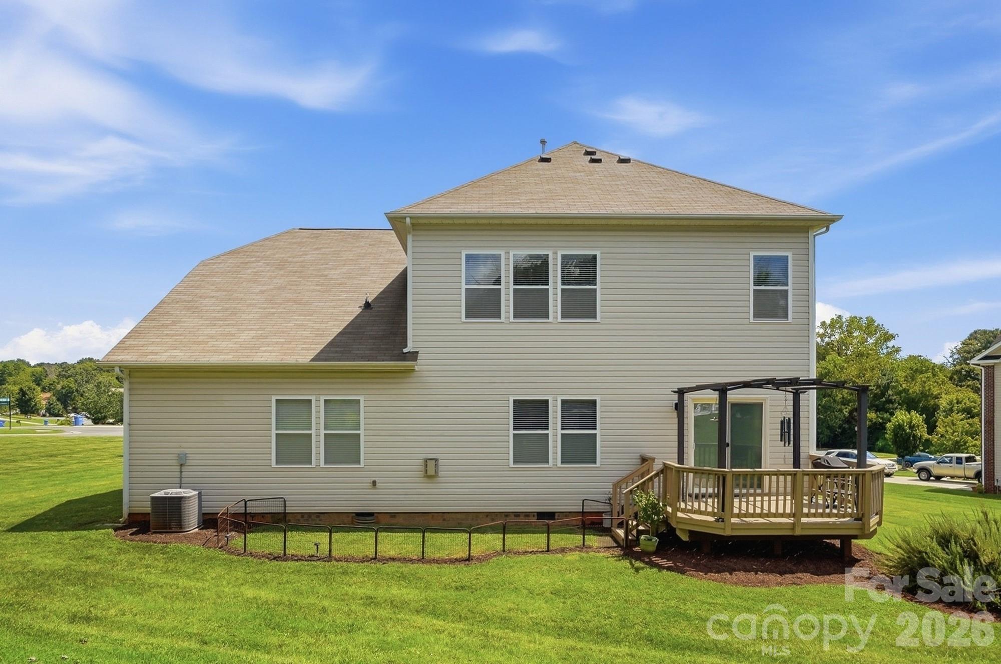 Single Family Residence at 4031 Hay Meadow Drive, Mint Hill, photo 41 of 48