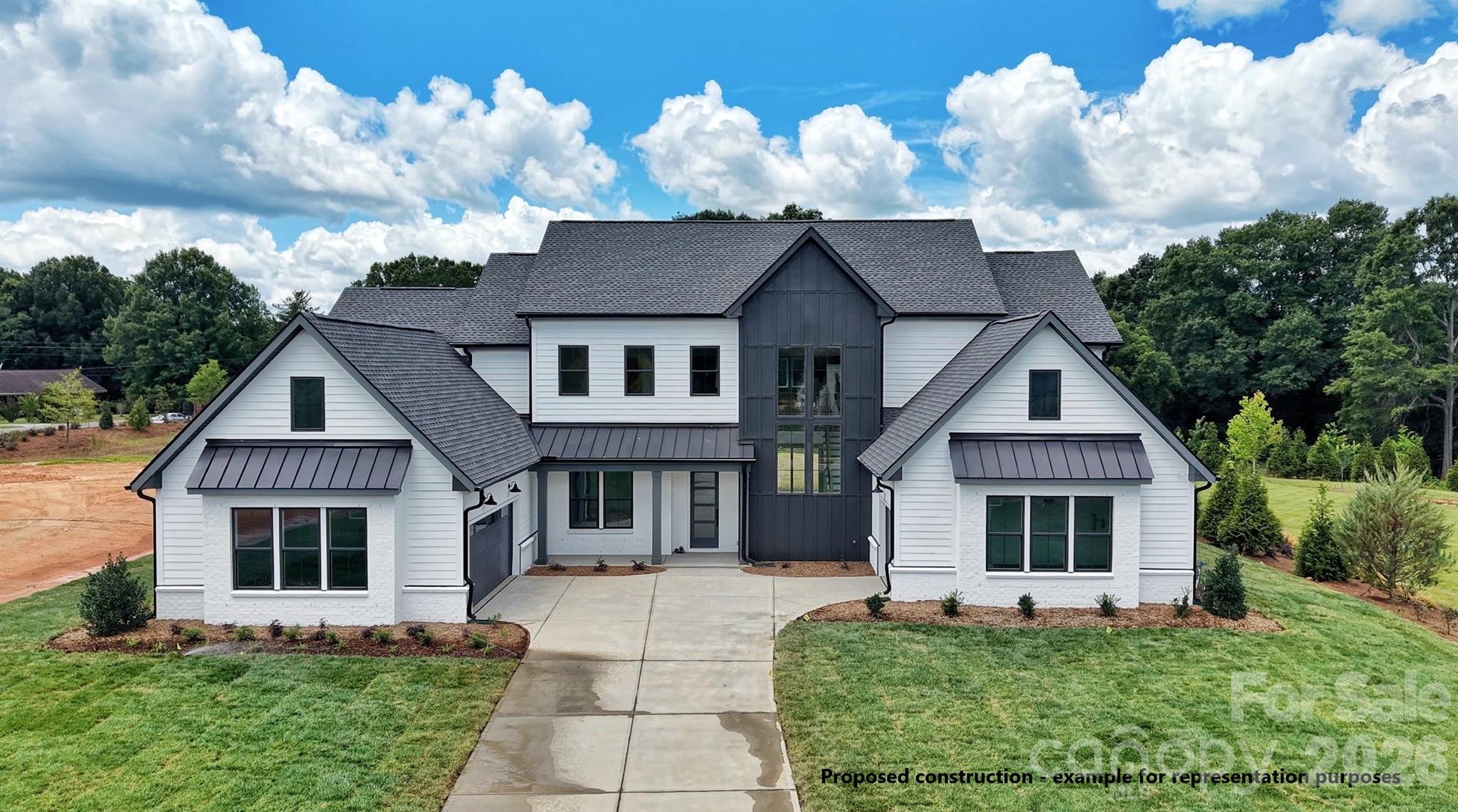 1028 Courtney Lane