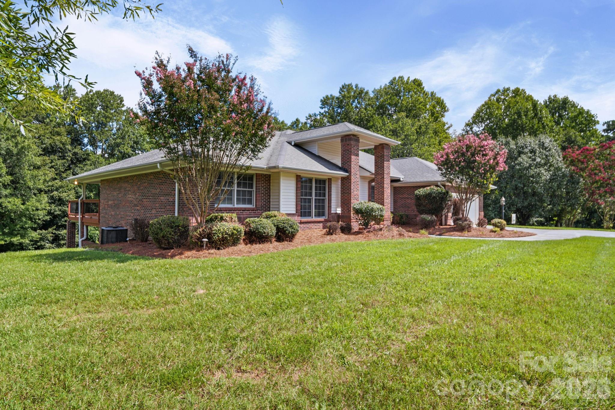 Single Family Residence at 3008 Eaker Drive, Cherryville, photo 2 of 43