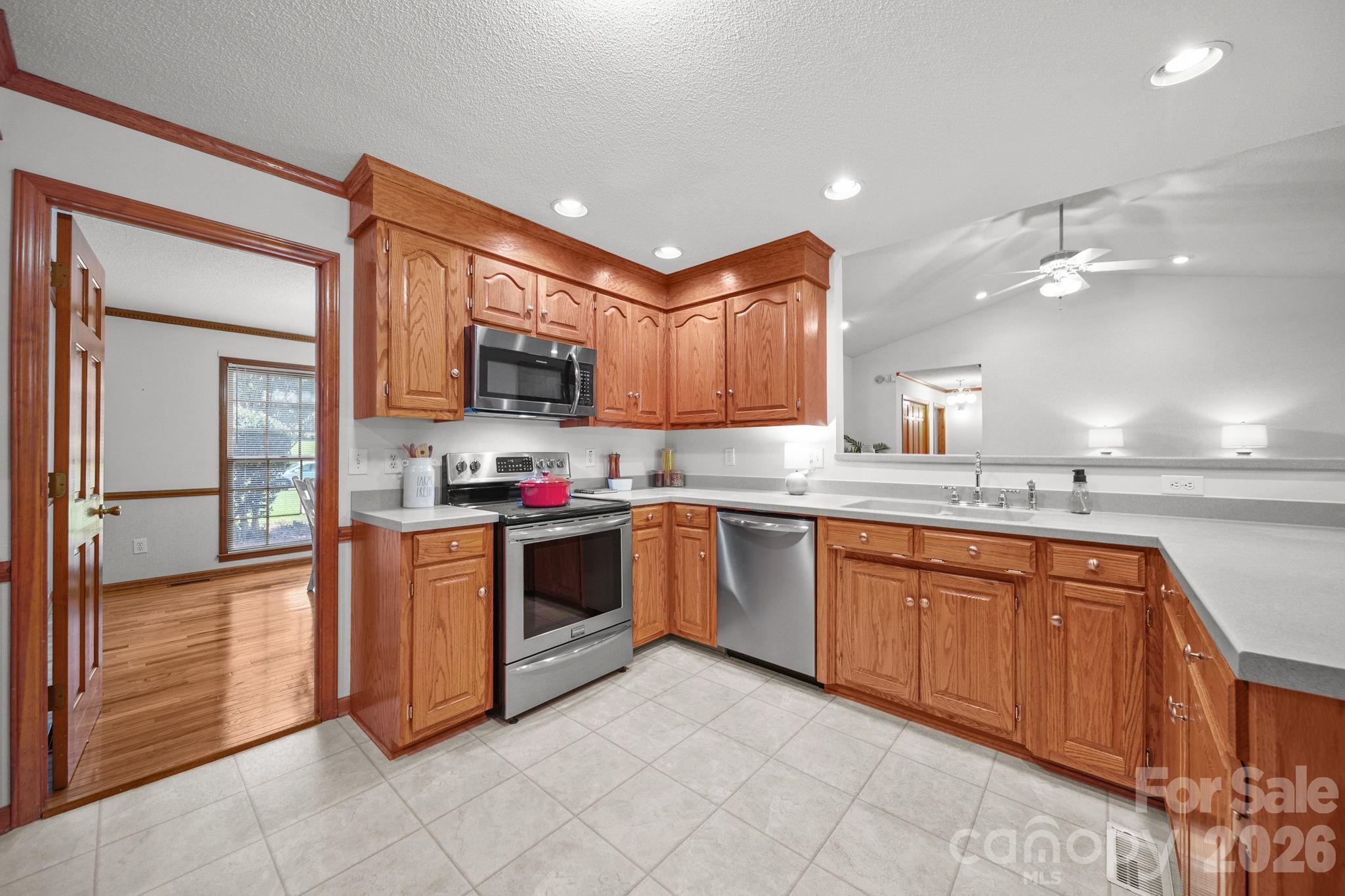 Single Family Residence at 3008 Eaker Drive, Cherryville, photo 20 of 43