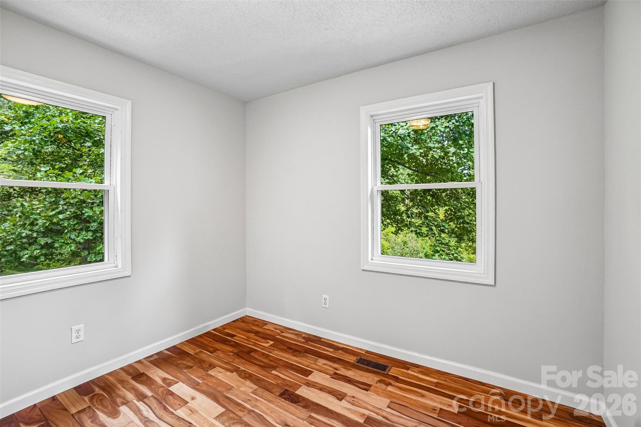 Single Family Residence at 19 Jupiter Heights, Weaverville, photo 3 of 44
