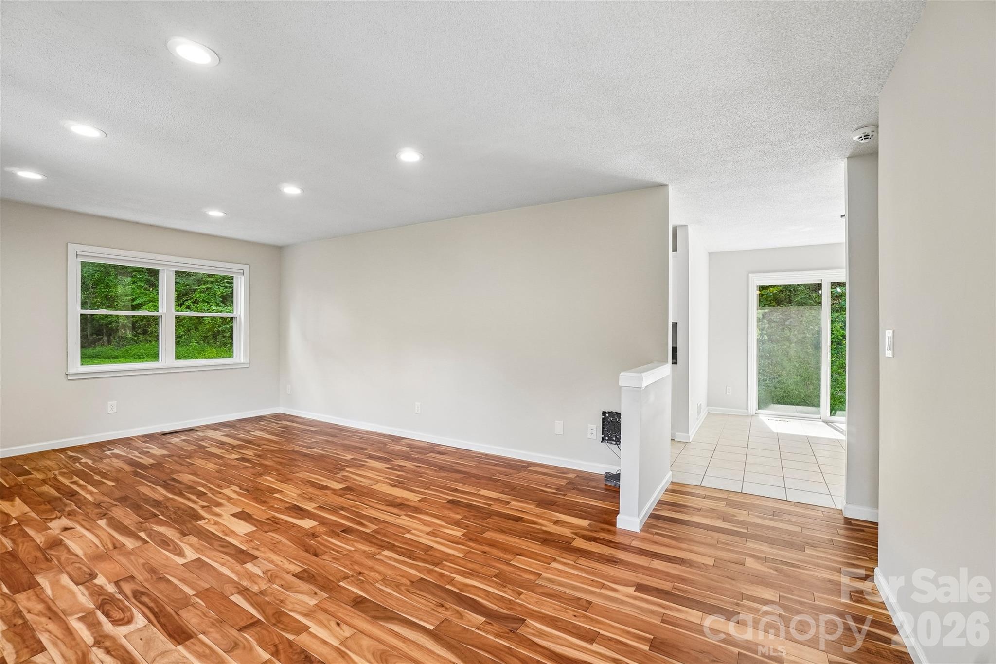 Single Family Residence at 19 Jupiter Heights, Weaverville, photo 9 of 44