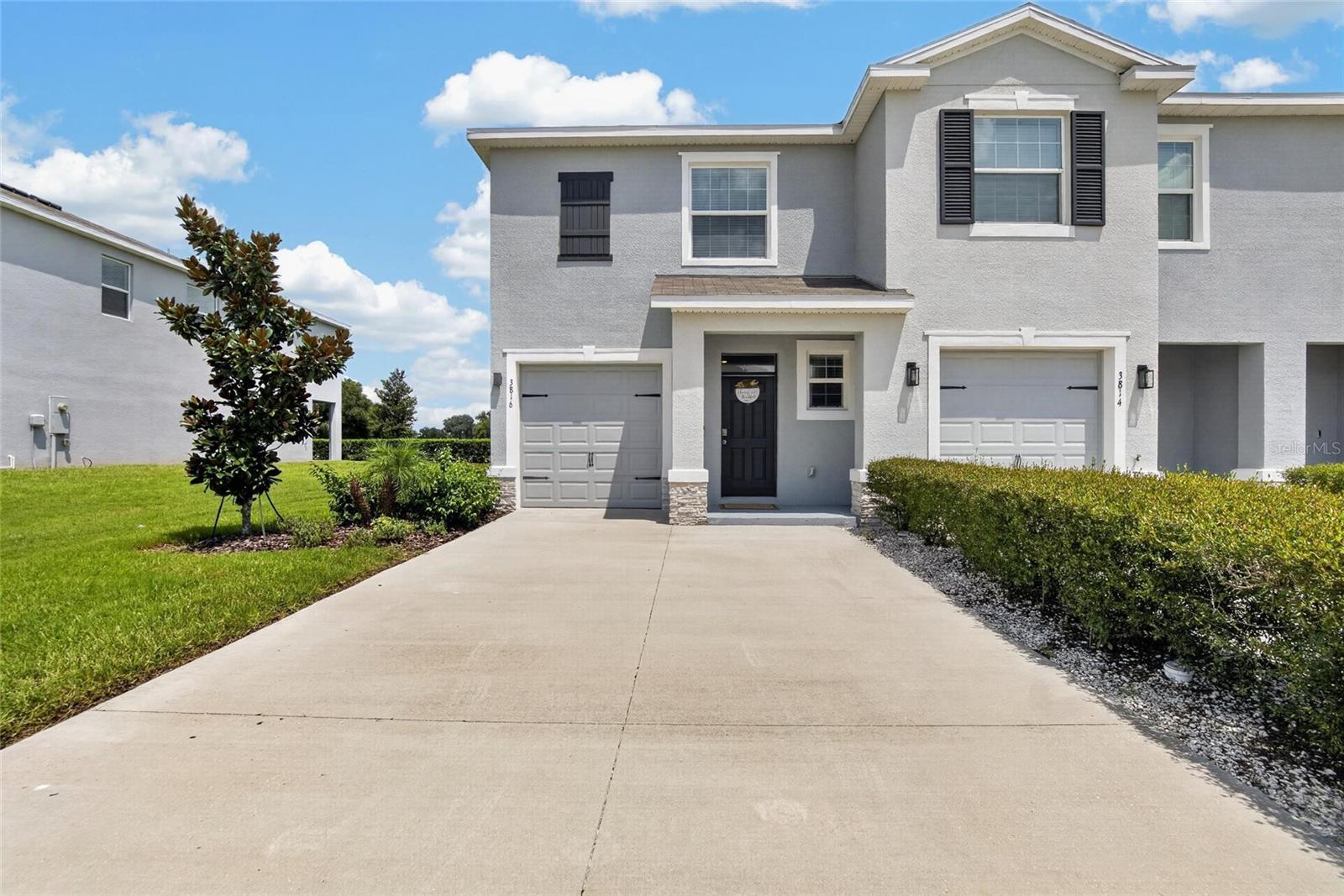 3816 SUNFLOWER FIELD PL