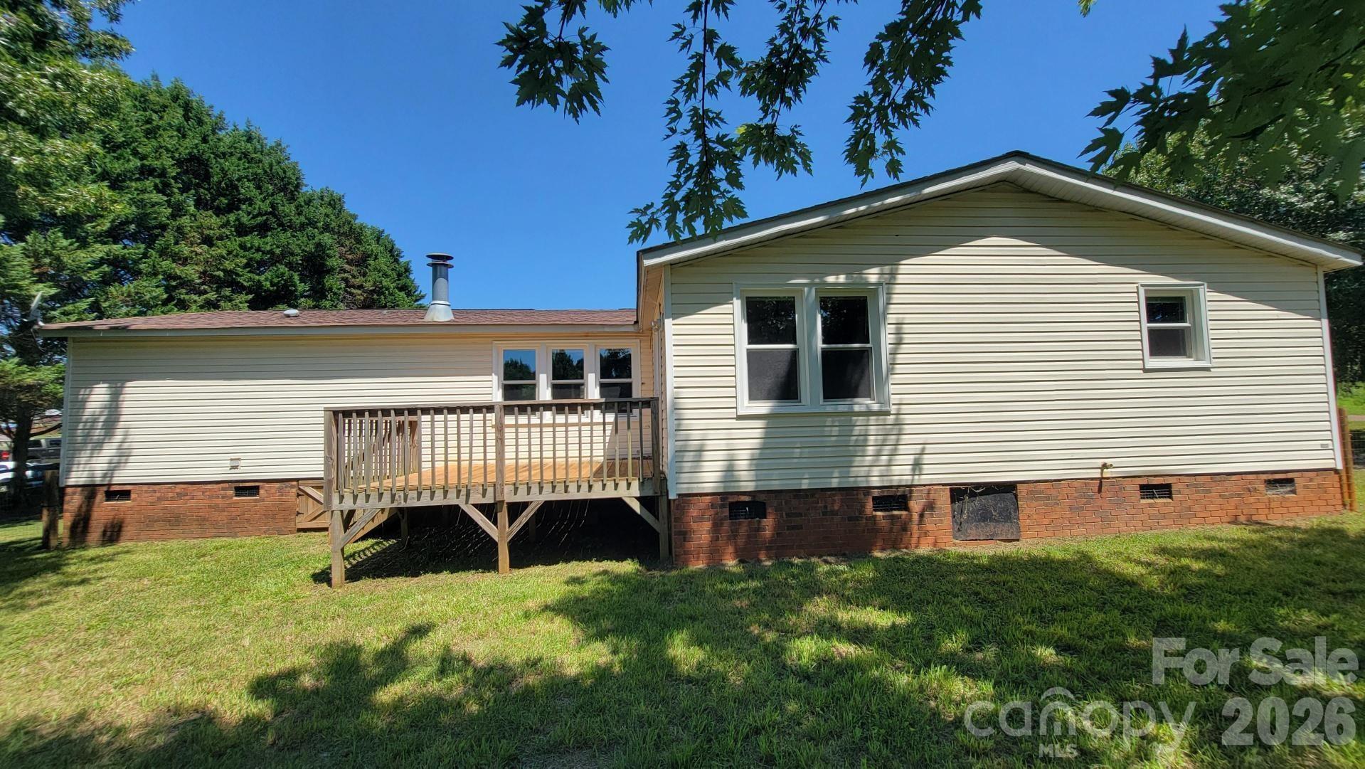 Single Family Residence at 5401 Creek Run Court, Bessemer City, photo 15 of 17