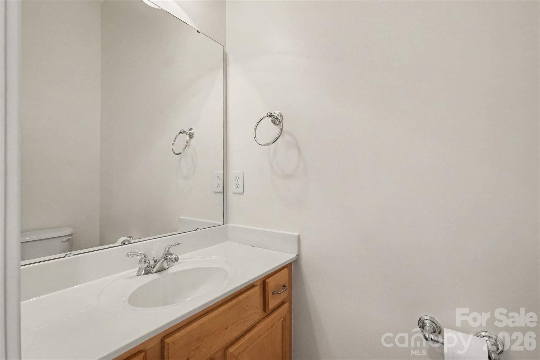 Half Bathroom - 2440 Commons Court, Fort Mill