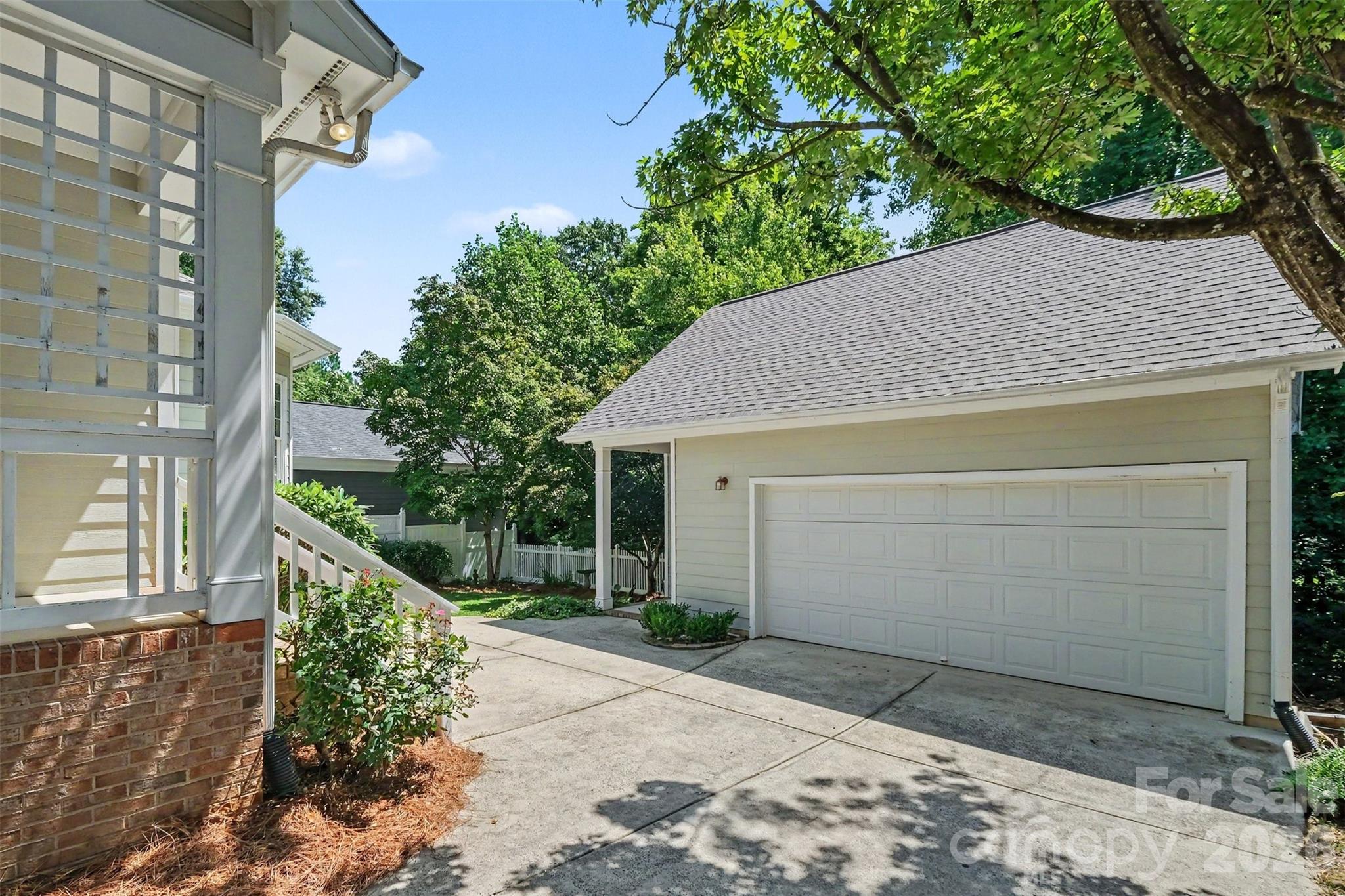 Single Family Residence at 2440 Commons Court, Fort Mill, photo 32 of 48