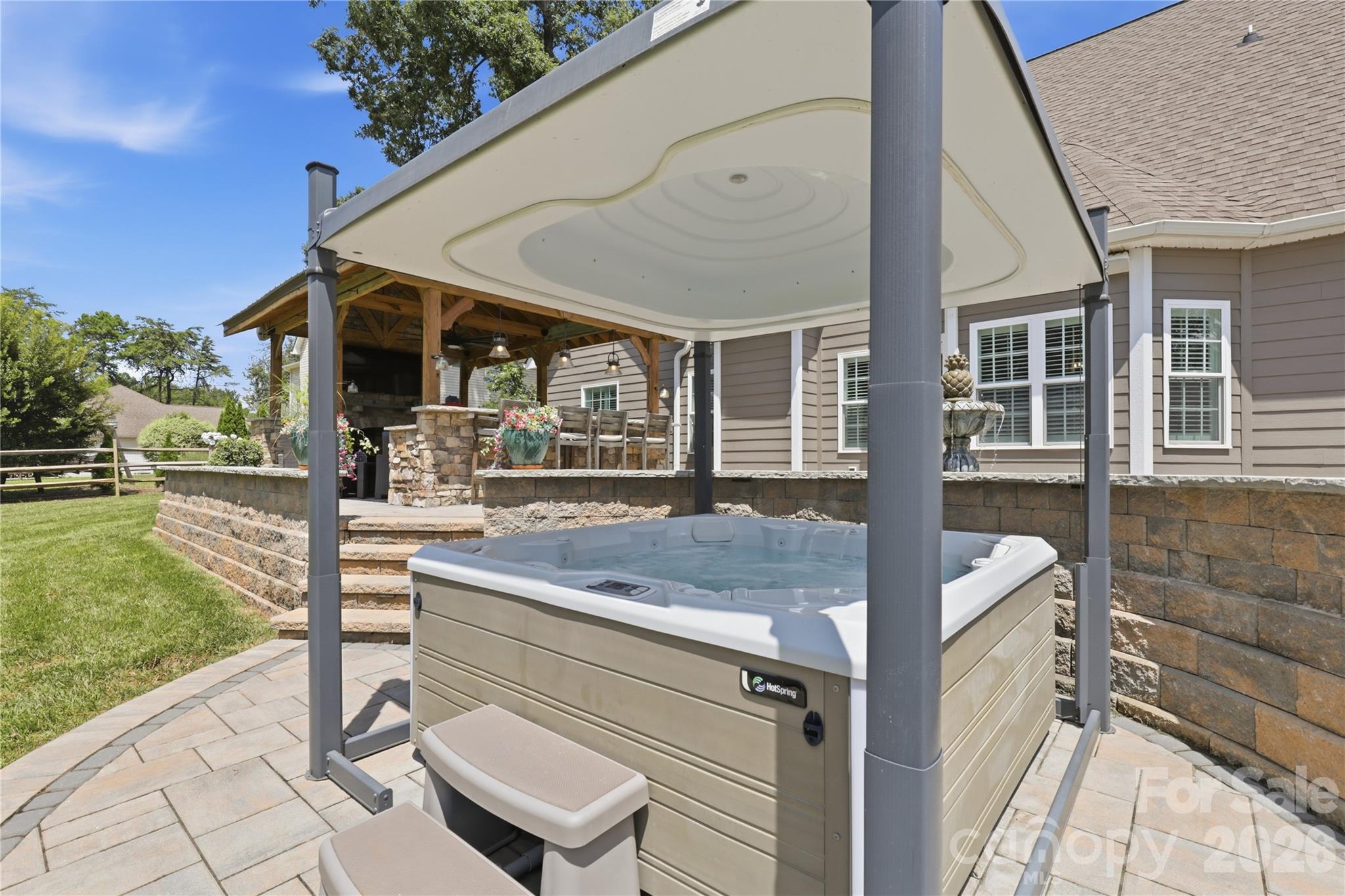 Single Family Residence at 304 Stutts Road, Mooresville, photo 11 of 46