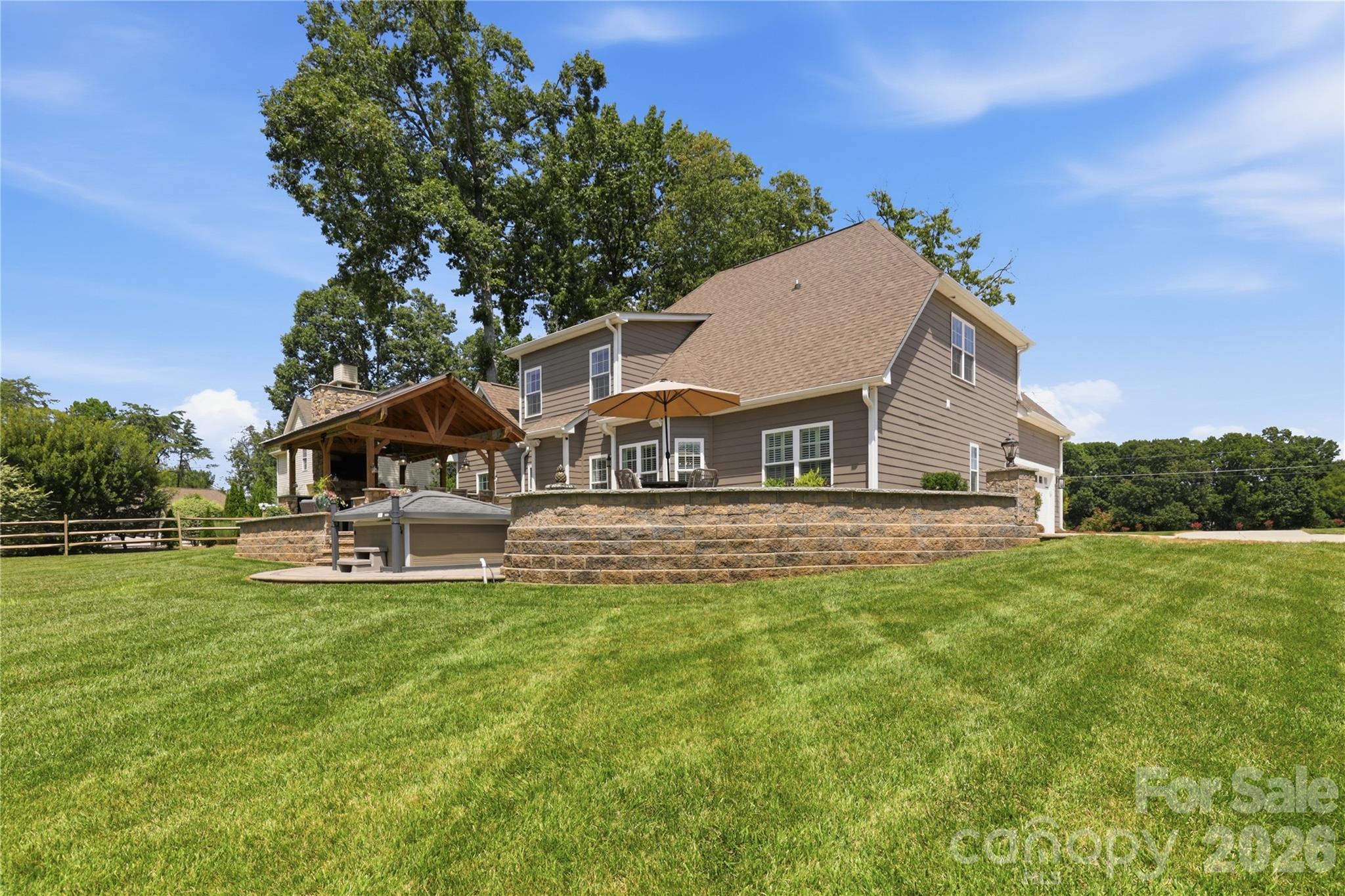 Single Family Residence at 304 Stutts Road, Mooresville, photo 13 of 46