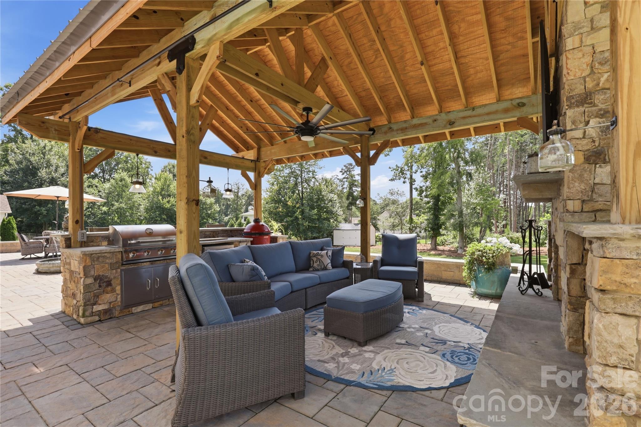 Single Family Residence at 304 Stutts Road, Mooresville, photo 5 of 46