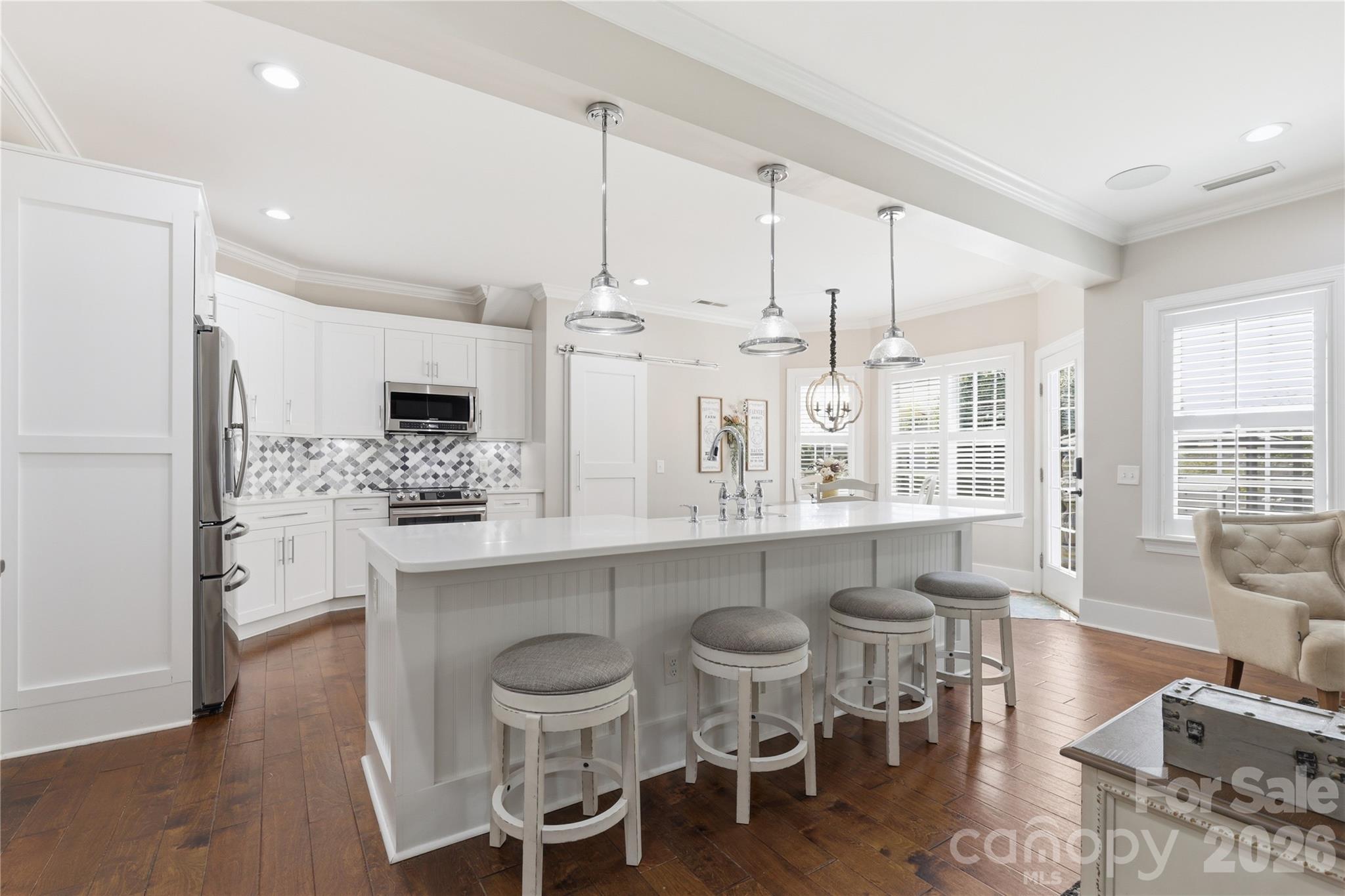 Single Family Residence at 304 Stutts Road, Mooresville, photo 18 of 46