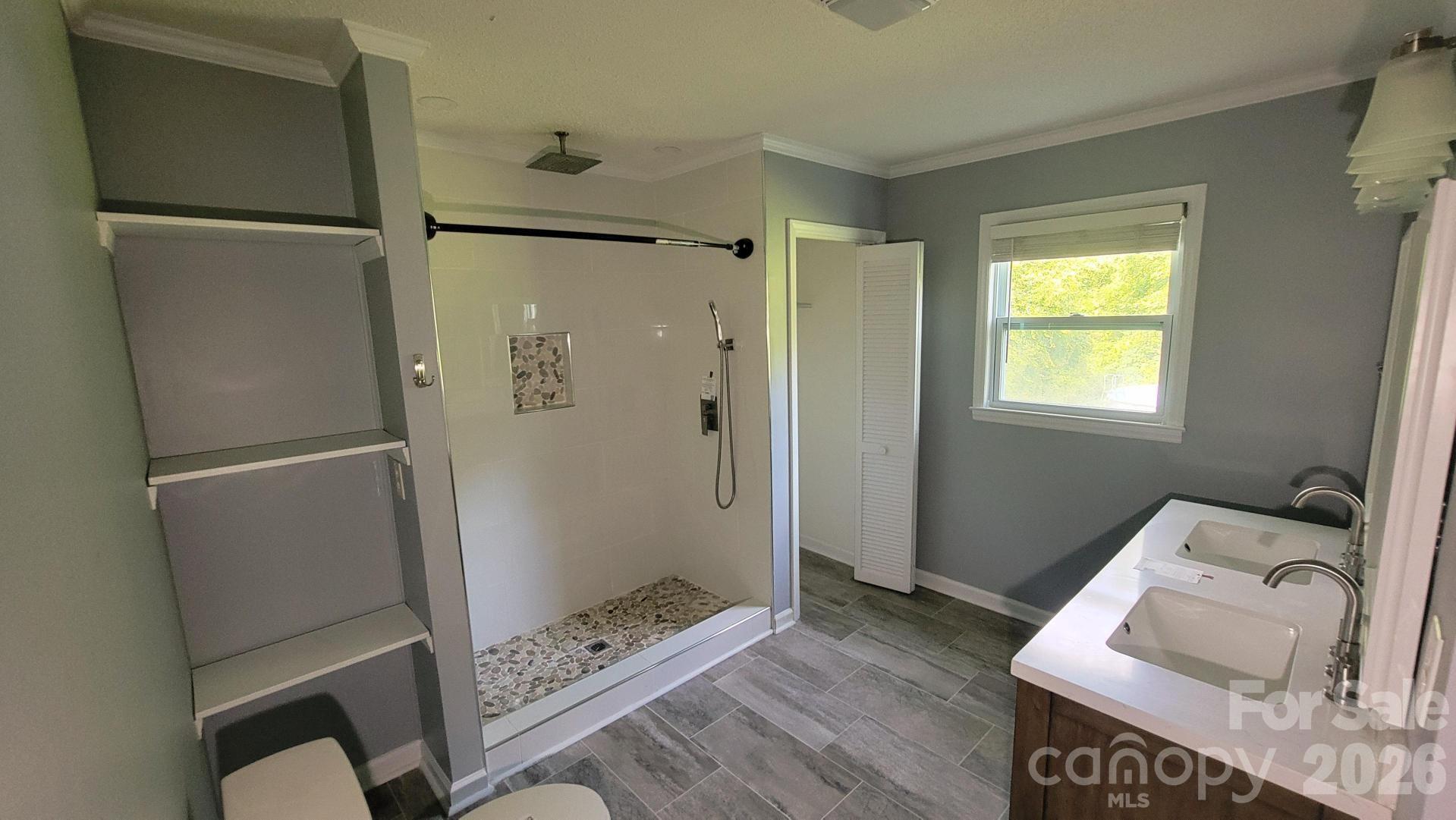 Single Family Residence at 228 Tot Dellinger Road, Cherryville, photo 5 of 22