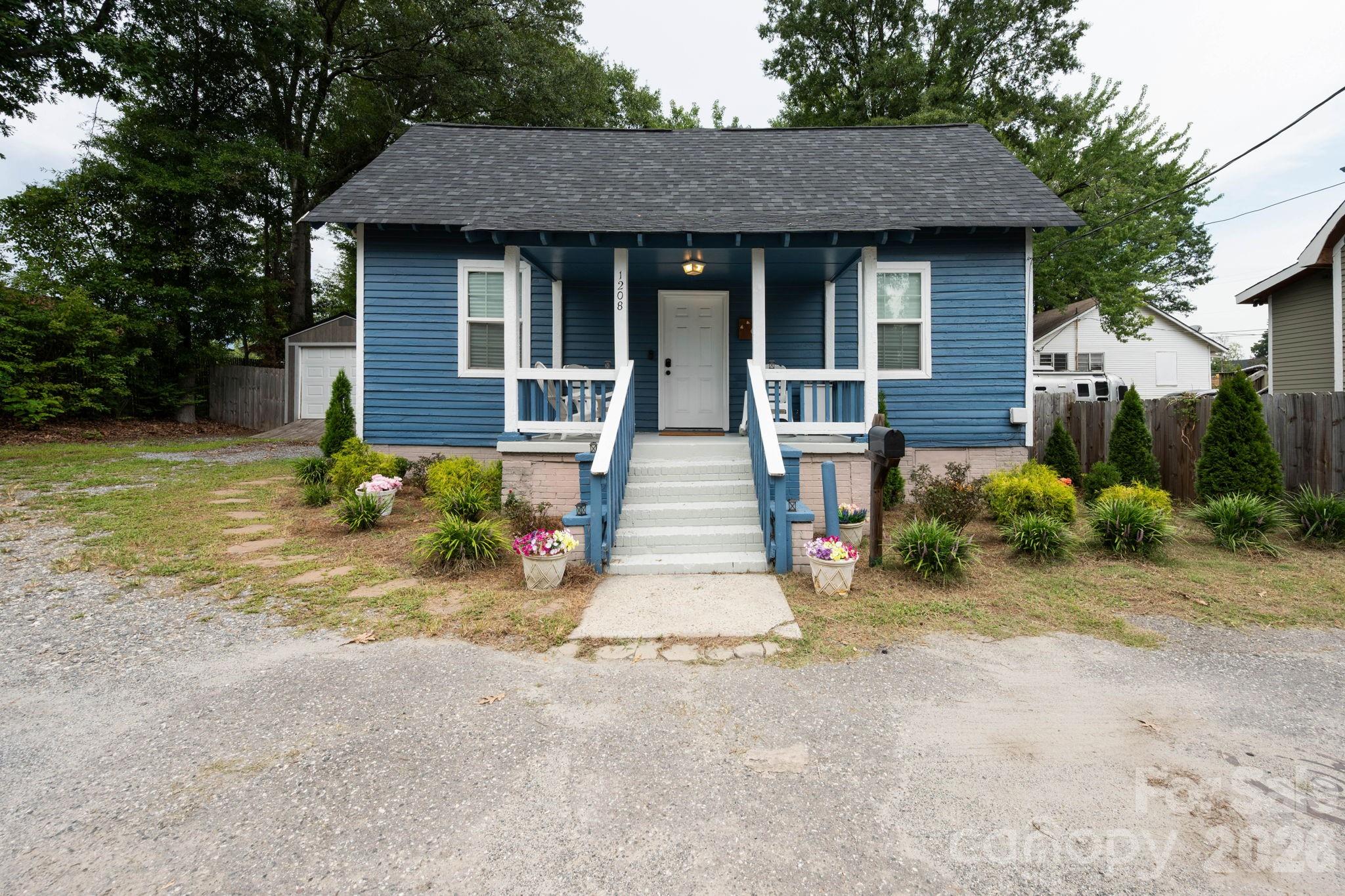 1208 Phillips Court