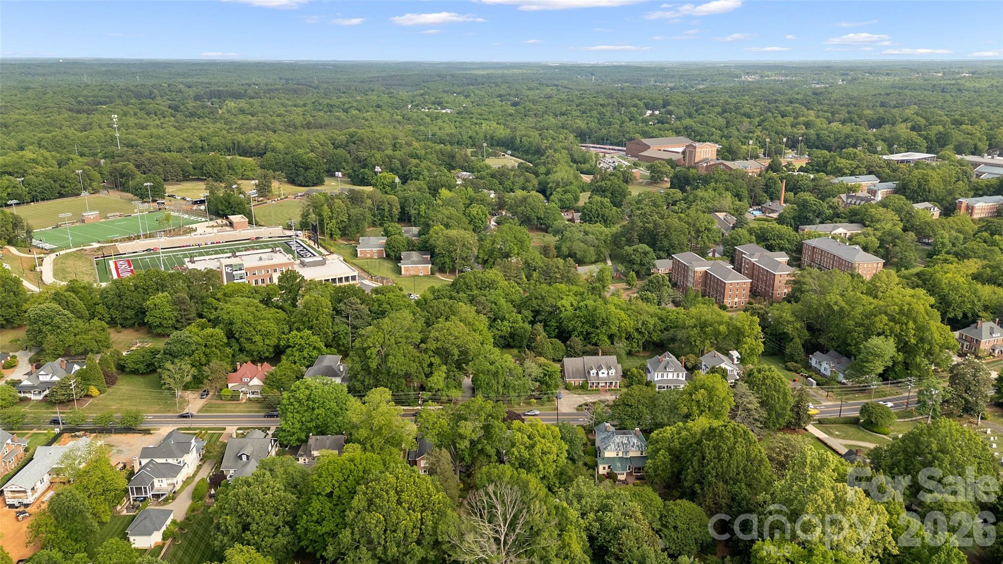 Backs up to Davidson College - 602 N Main Street, Davidson