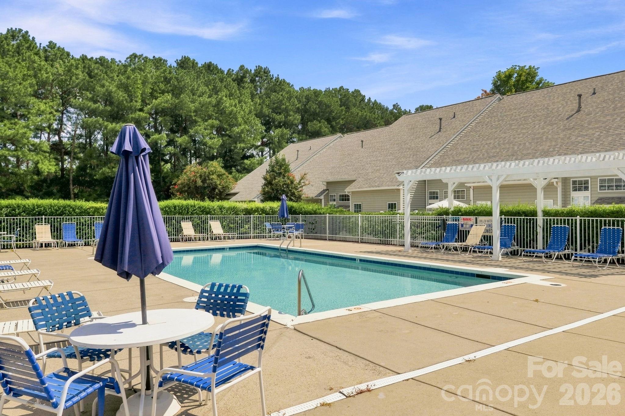 Community Pool - 121 Kase Court, Mooresville