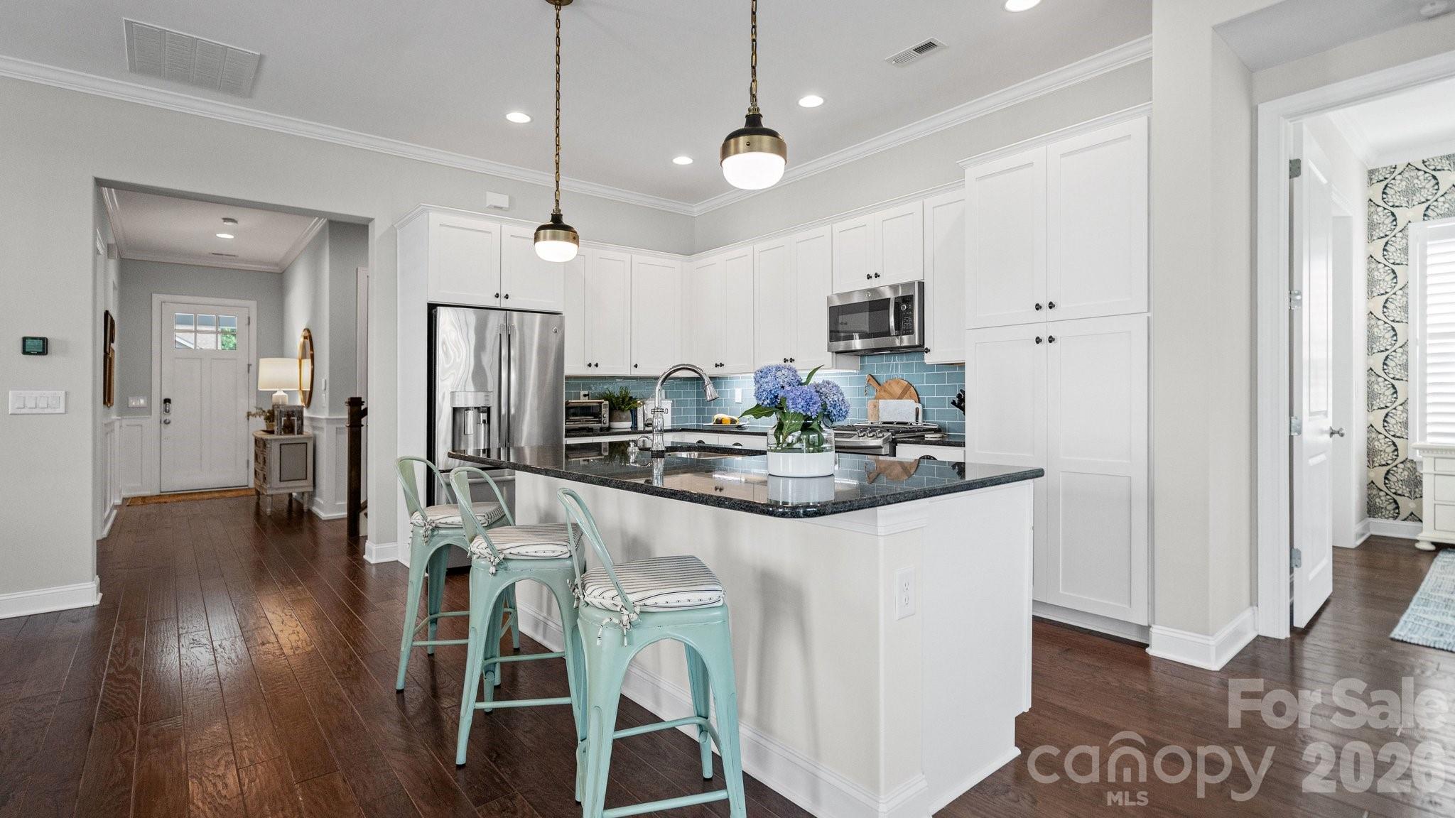 Single Family Residence at 420 Granite Lake Court, Denver, photo 12 of 48