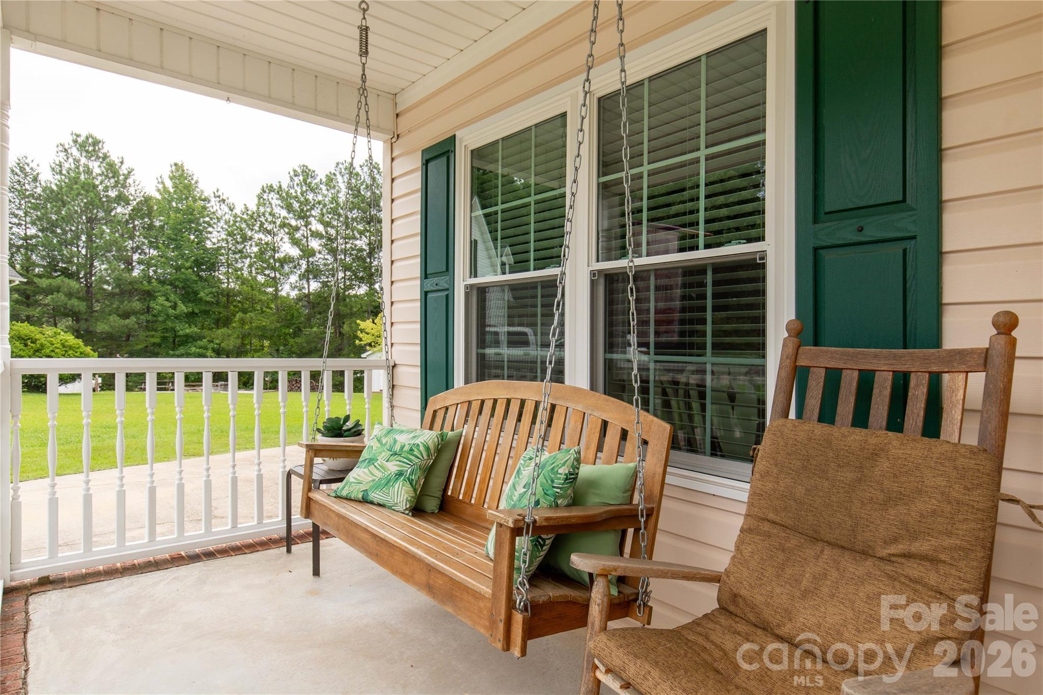 Perfect place to relax - 901 Clover Park Drive, Clover
