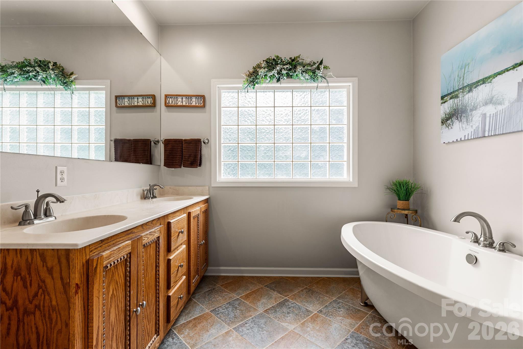 Primary En-Suite - 901 Clover Park Drive, Clover