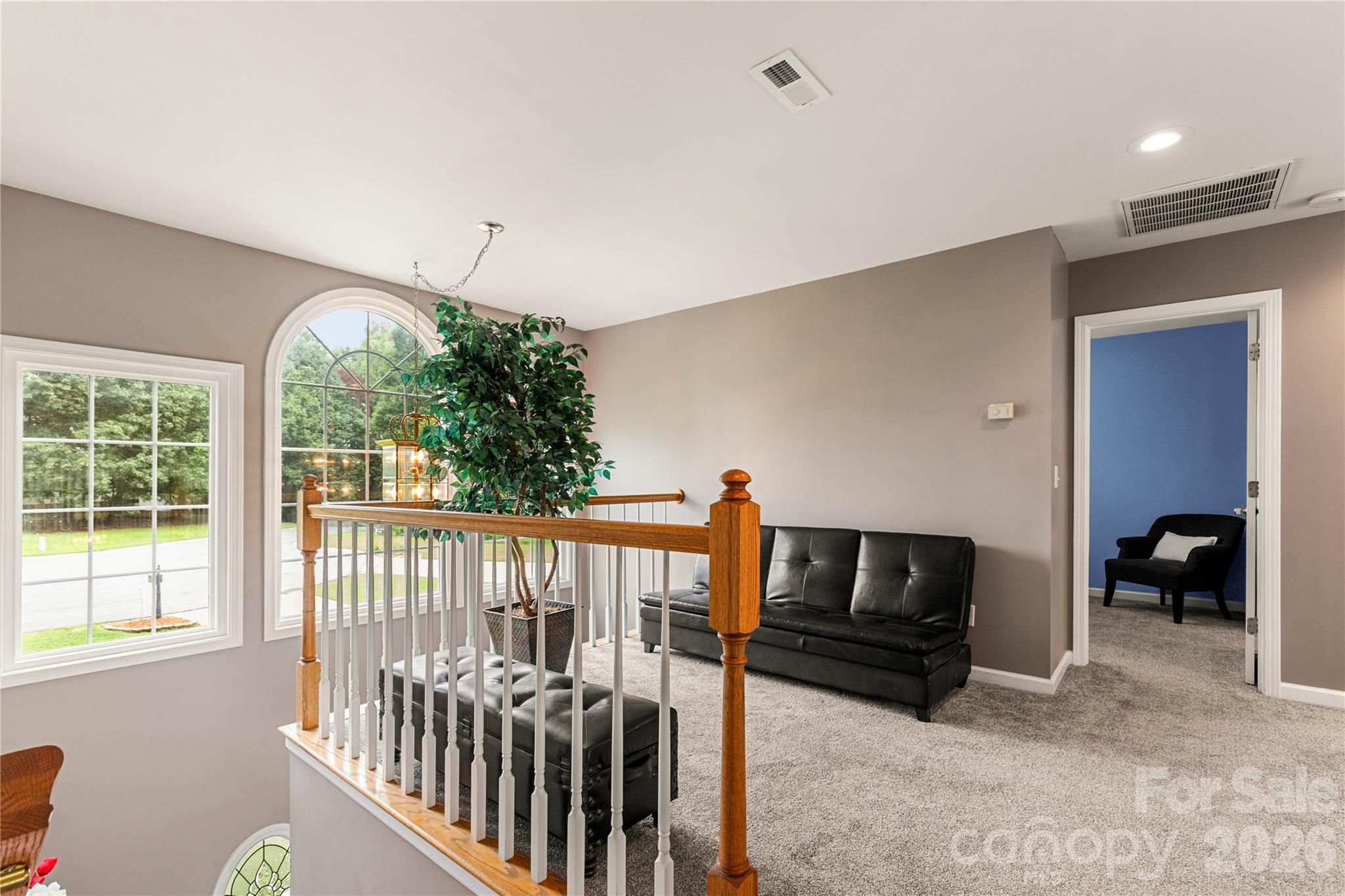 Upstairs Open Loft - 901 Clover Park Drive, Clover