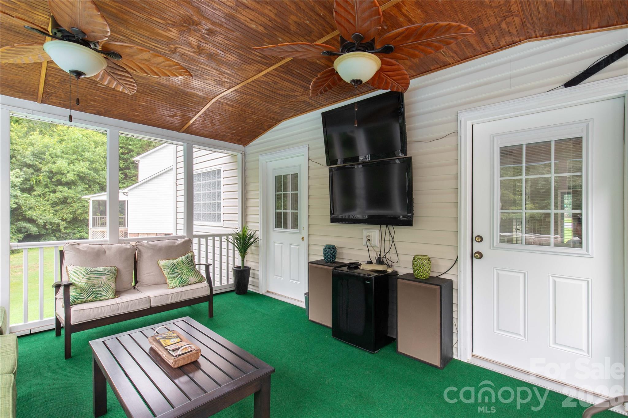 Screened Porch - 901 Clover Park Drive, Clover