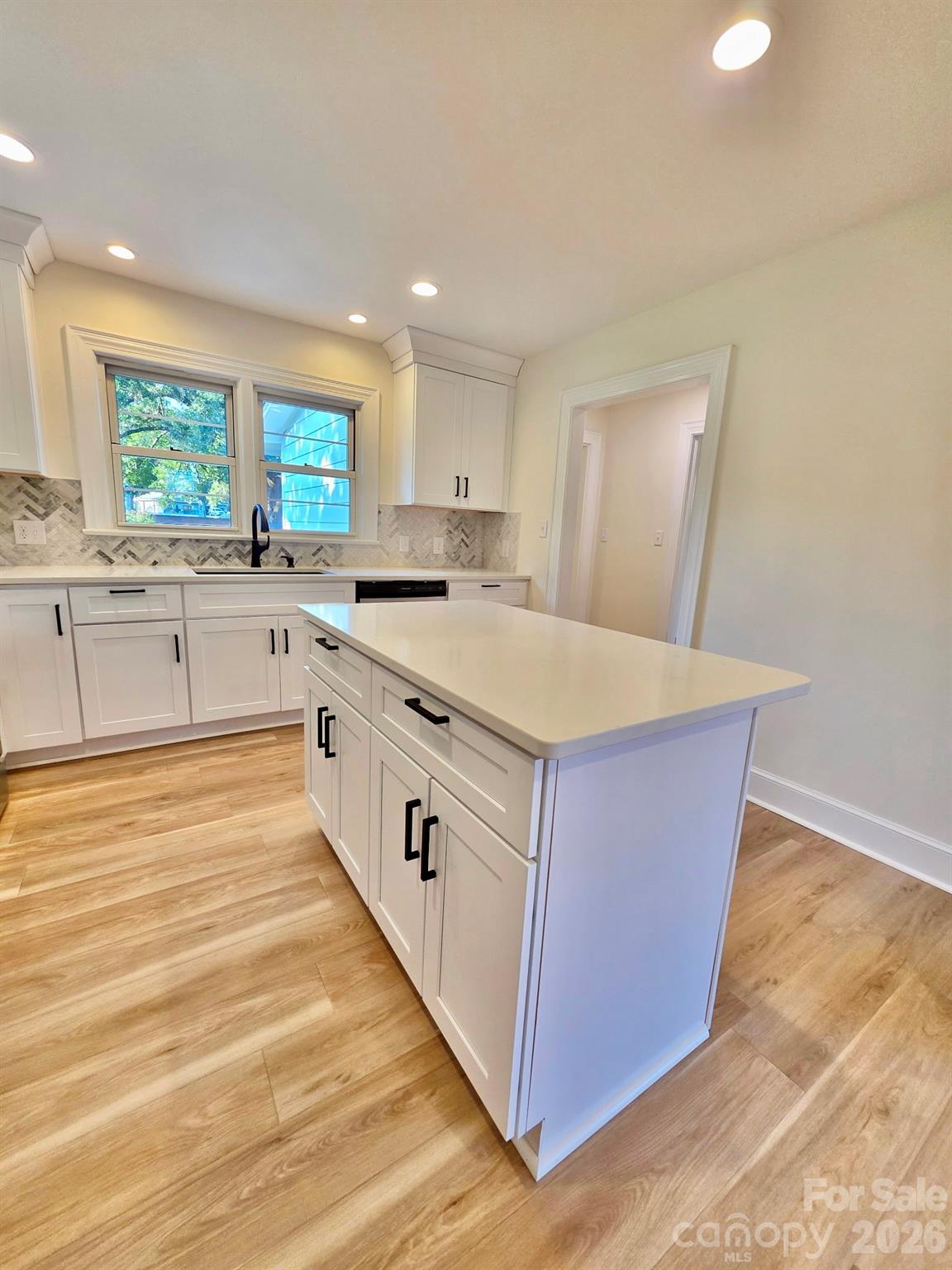 Single Family Residence at 264 3rd Avenue SW, Taylorsville, photo 13 of 36
