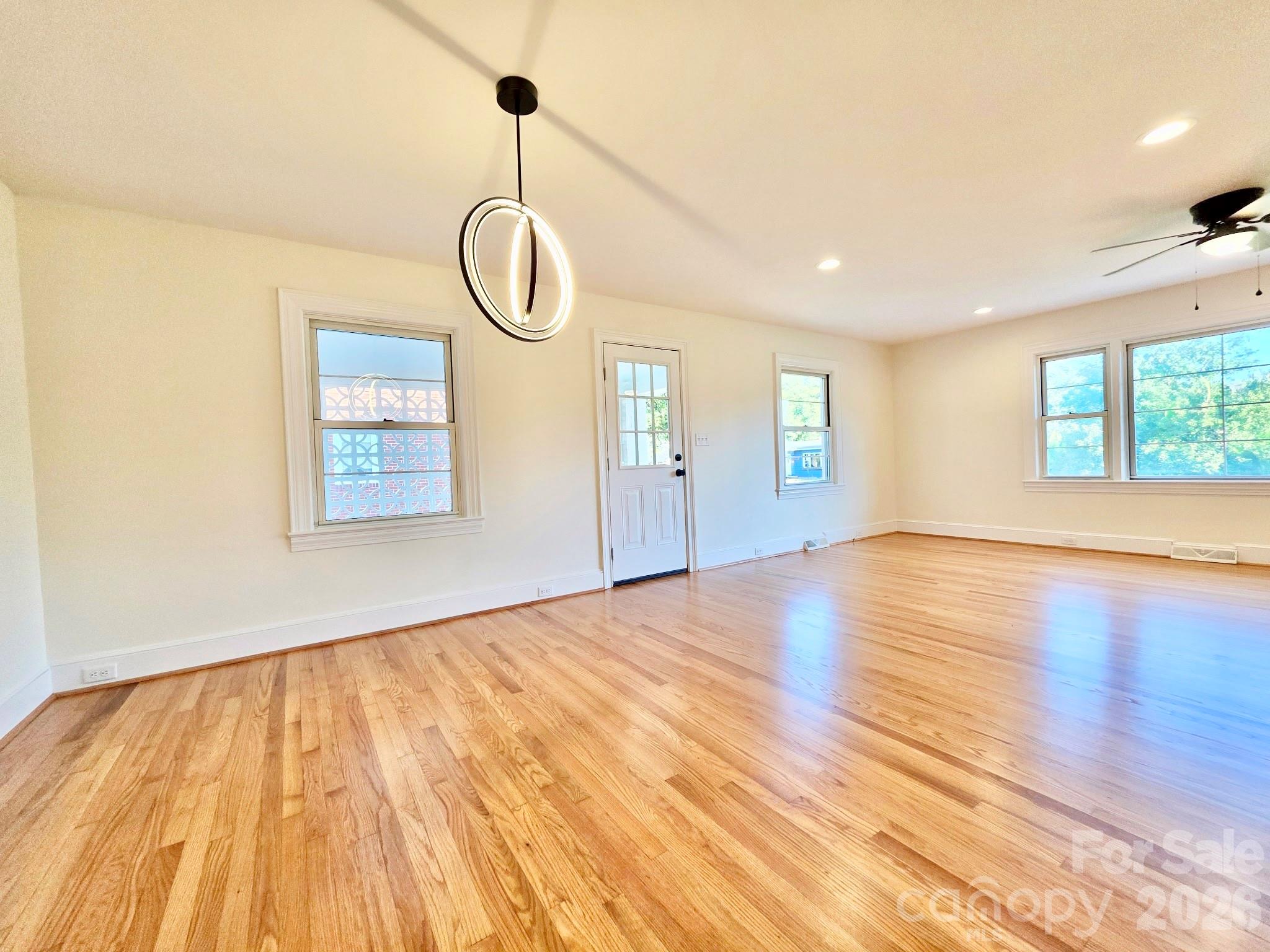 Single Family Residence at 264 3rd Avenue SW, Taylorsville, photo 15 of 36