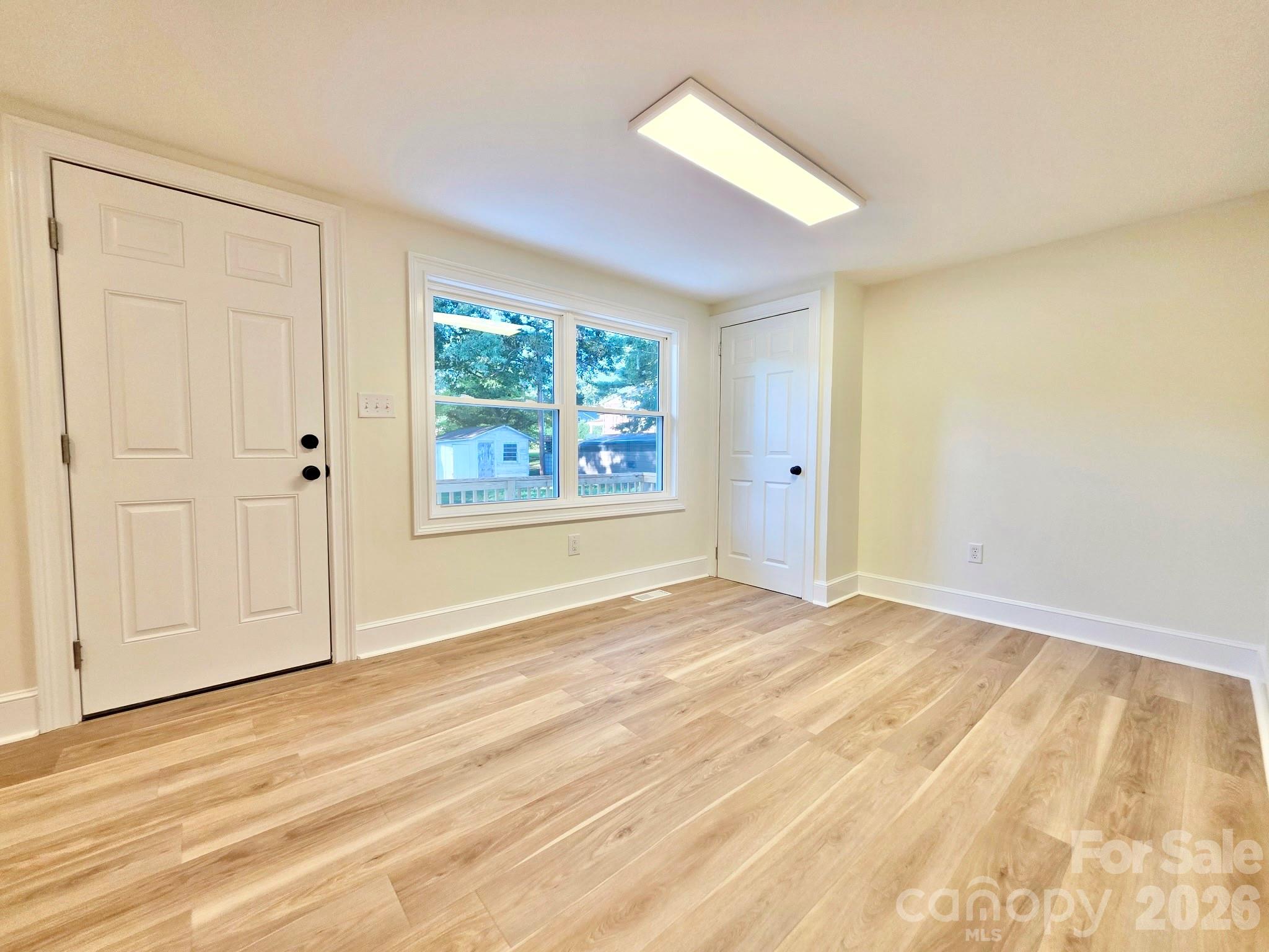 Single Family Residence at 264 3rd Avenue SW, Taylorsville, photo 23 of 36