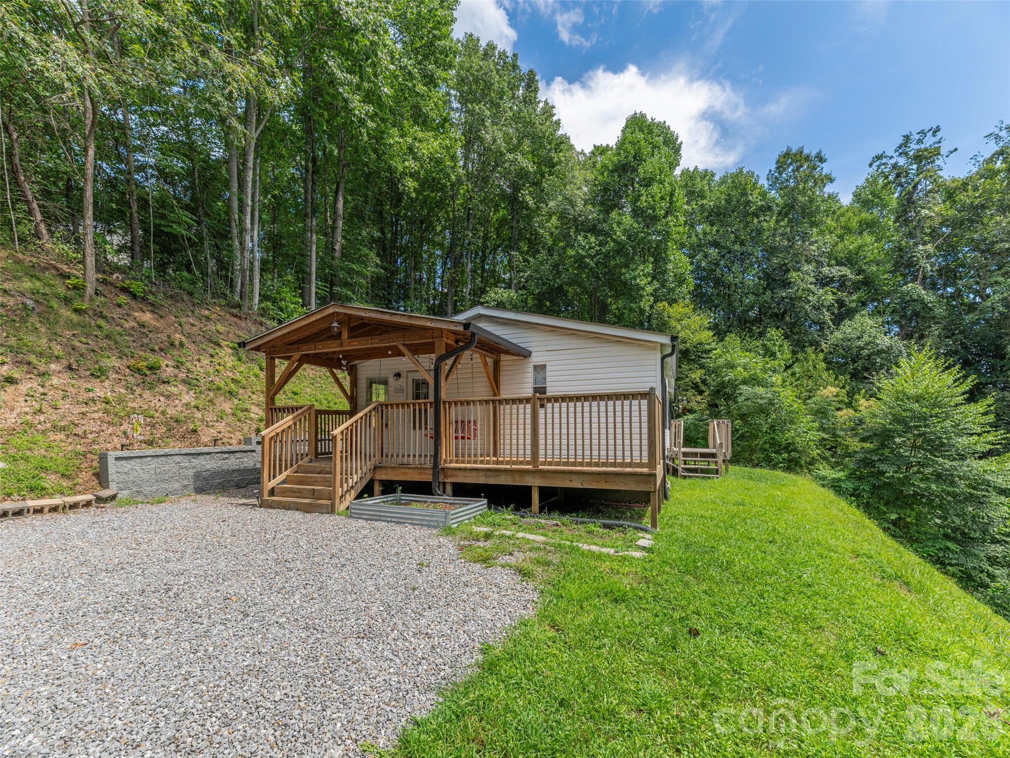 Single Family Residence at 152 Hollon Cove, Waynesville, photo 21 of 21