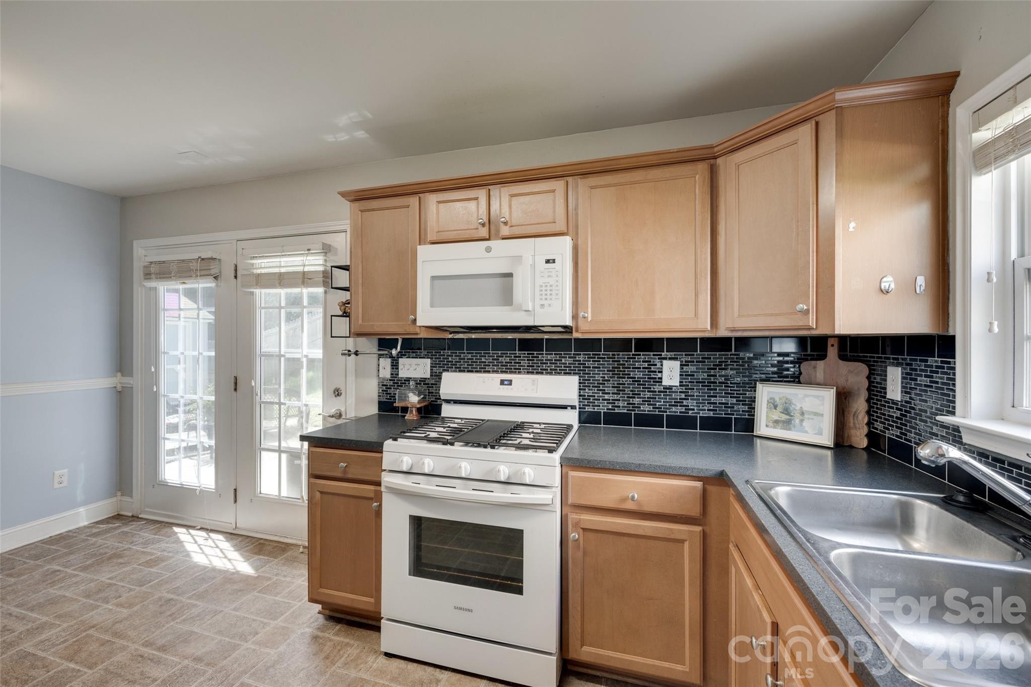 Single Family Residence at 1360 Jessicas Way, Rock Hill, photo 16 of 36