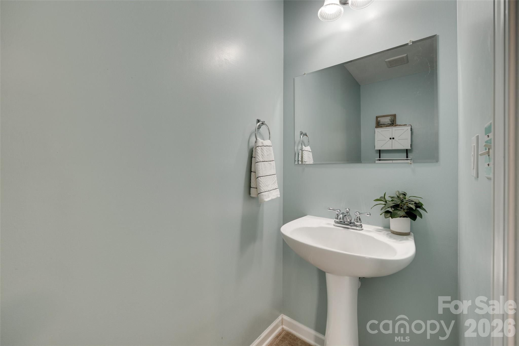 Single Family Residence at 1360 Jessicas Way, Rock Hill, photo 17 of 36