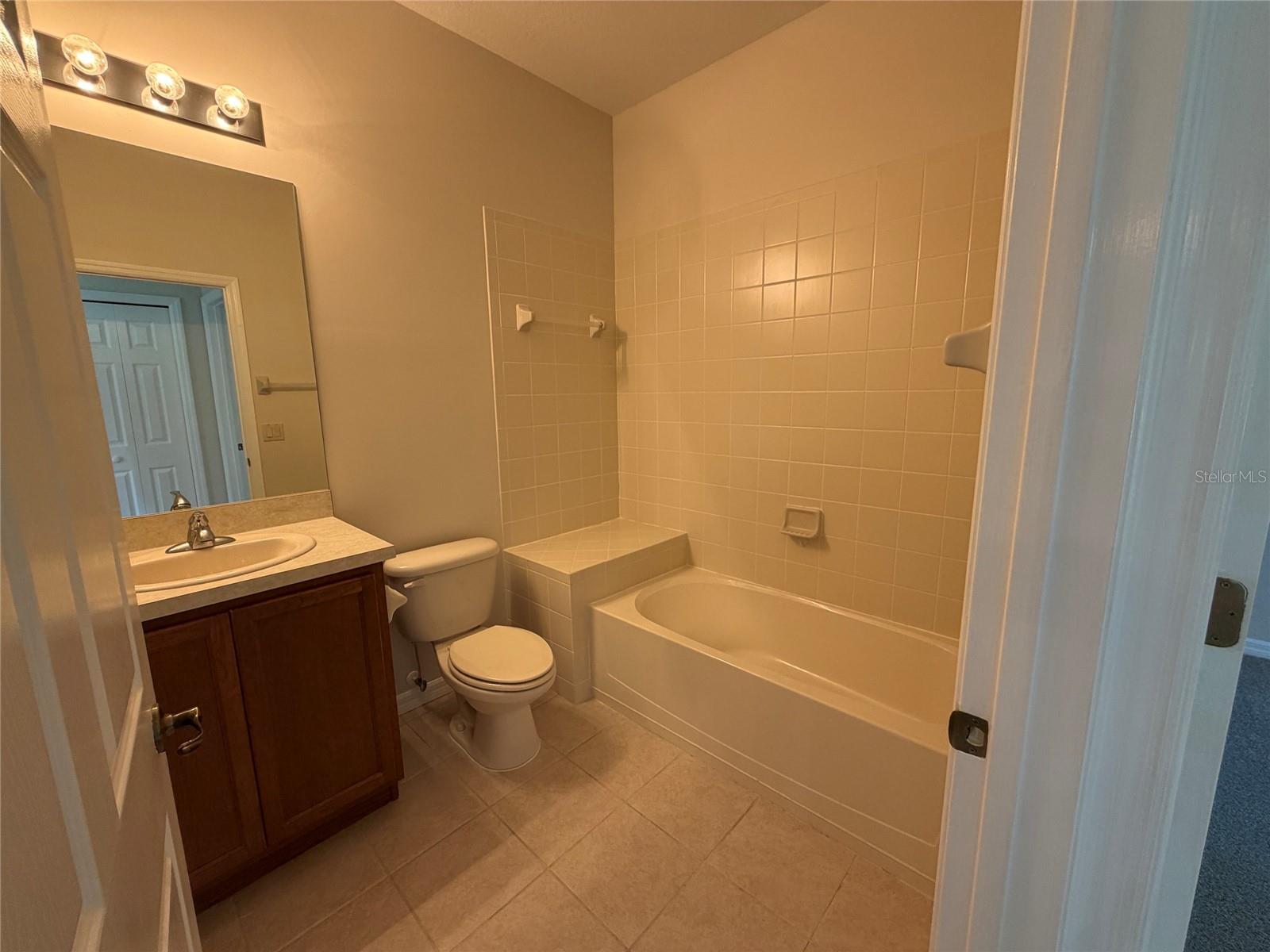 Villa at 1224 VIENNA SQUARE DR, WINTER HAVEN, photo 11 of 16