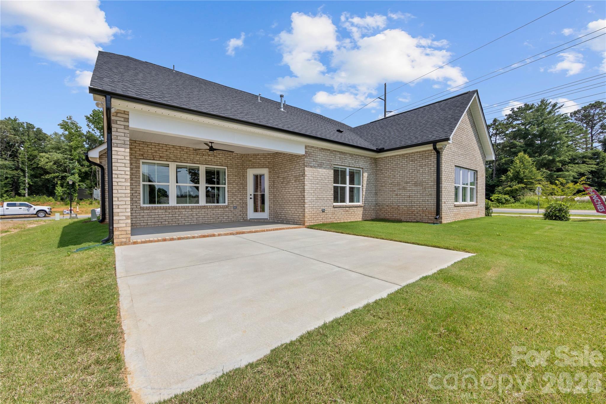 Single Family Residence at 1270 Archer Loop, Waxhaw, photo 4 of 28