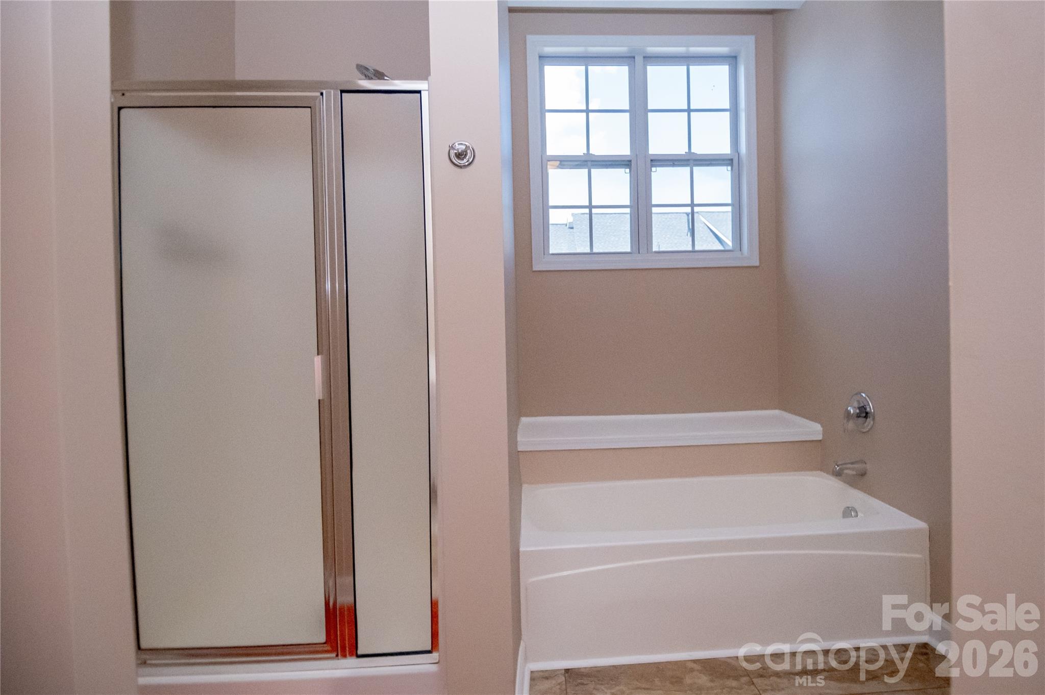 Townhouse at 105 E Commons Drive, Morganton, photo 26 of 30