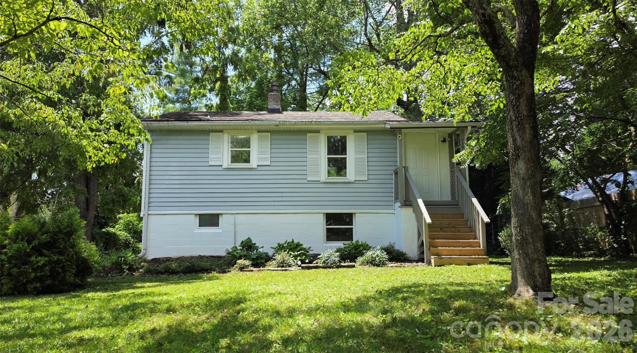 Front elevation 827 Forest St - 827 Forest Street, Hendersonville