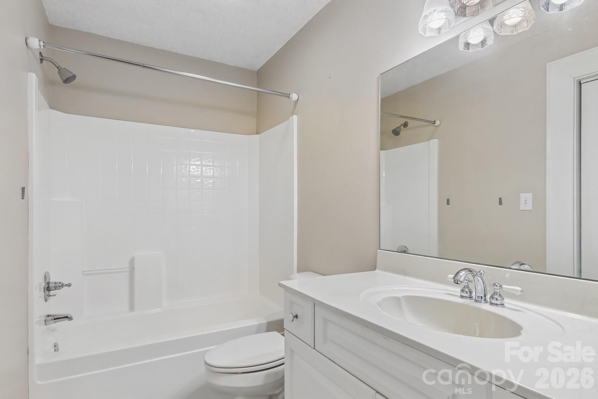 Hallway Bathroom - 1414 Kanuga Road, Hendersonville