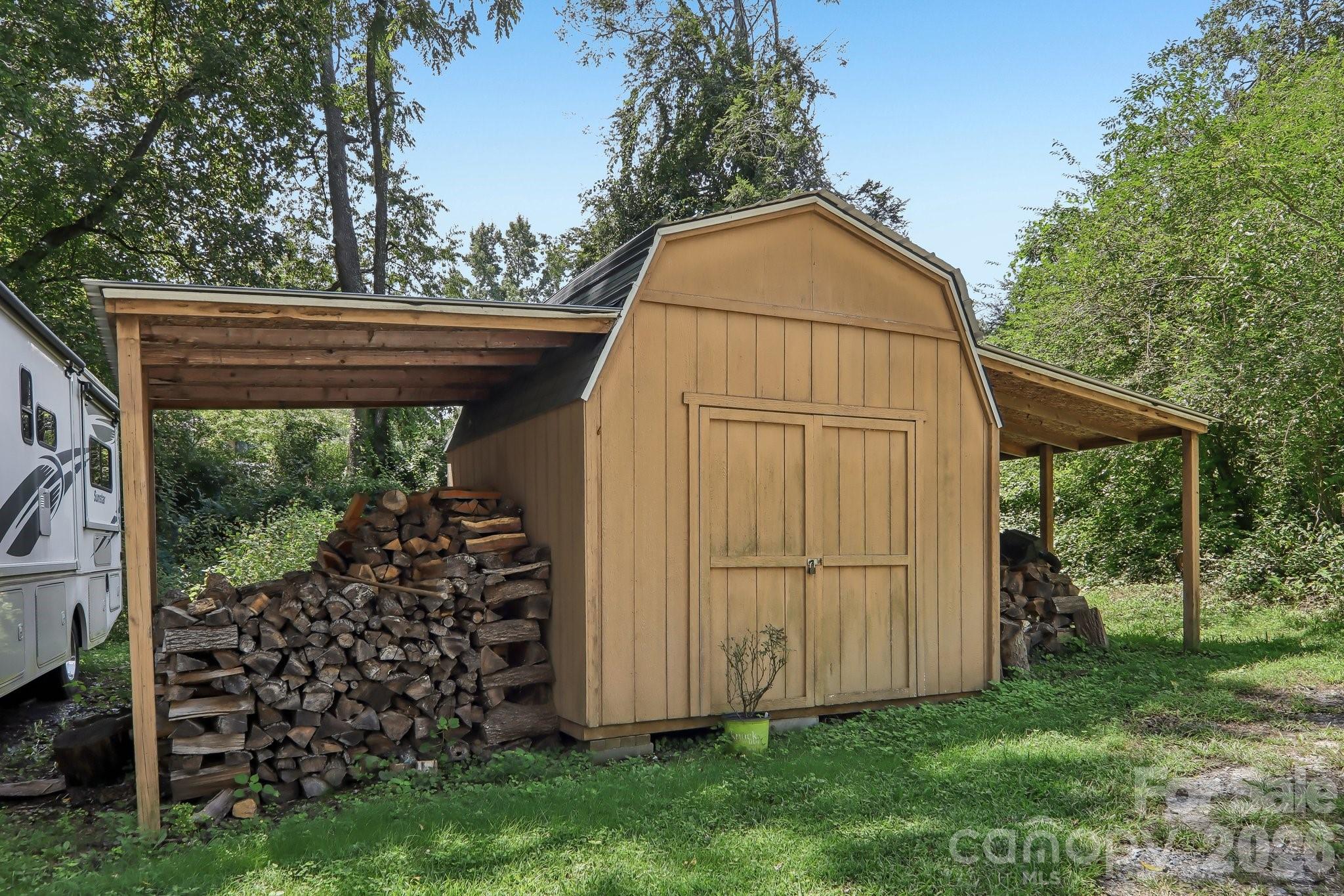 Large Storage Building - 1414 Kanuga Road, Hendersonville