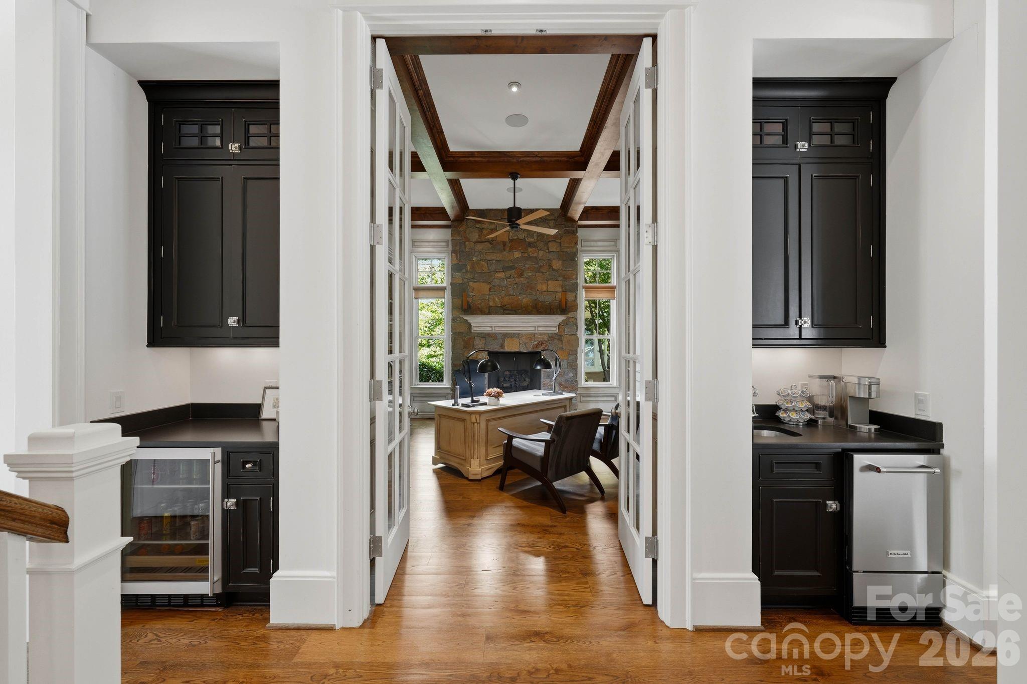 Single Family Residence at 18802 Balmore Pines Lane, Cornelius, photo 12 of 47