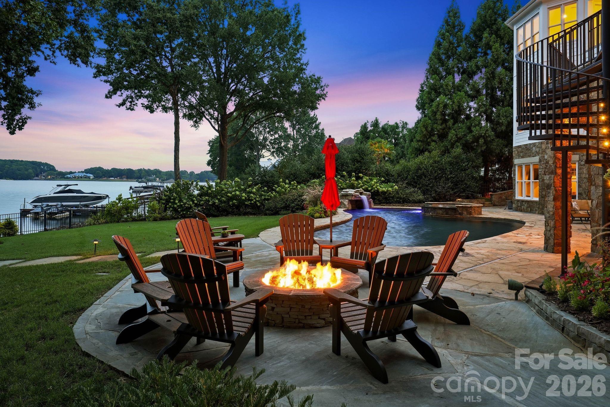 Single Family Residence at 18802 Balmore Pines Lane, Cornelius, photo 38 of 47