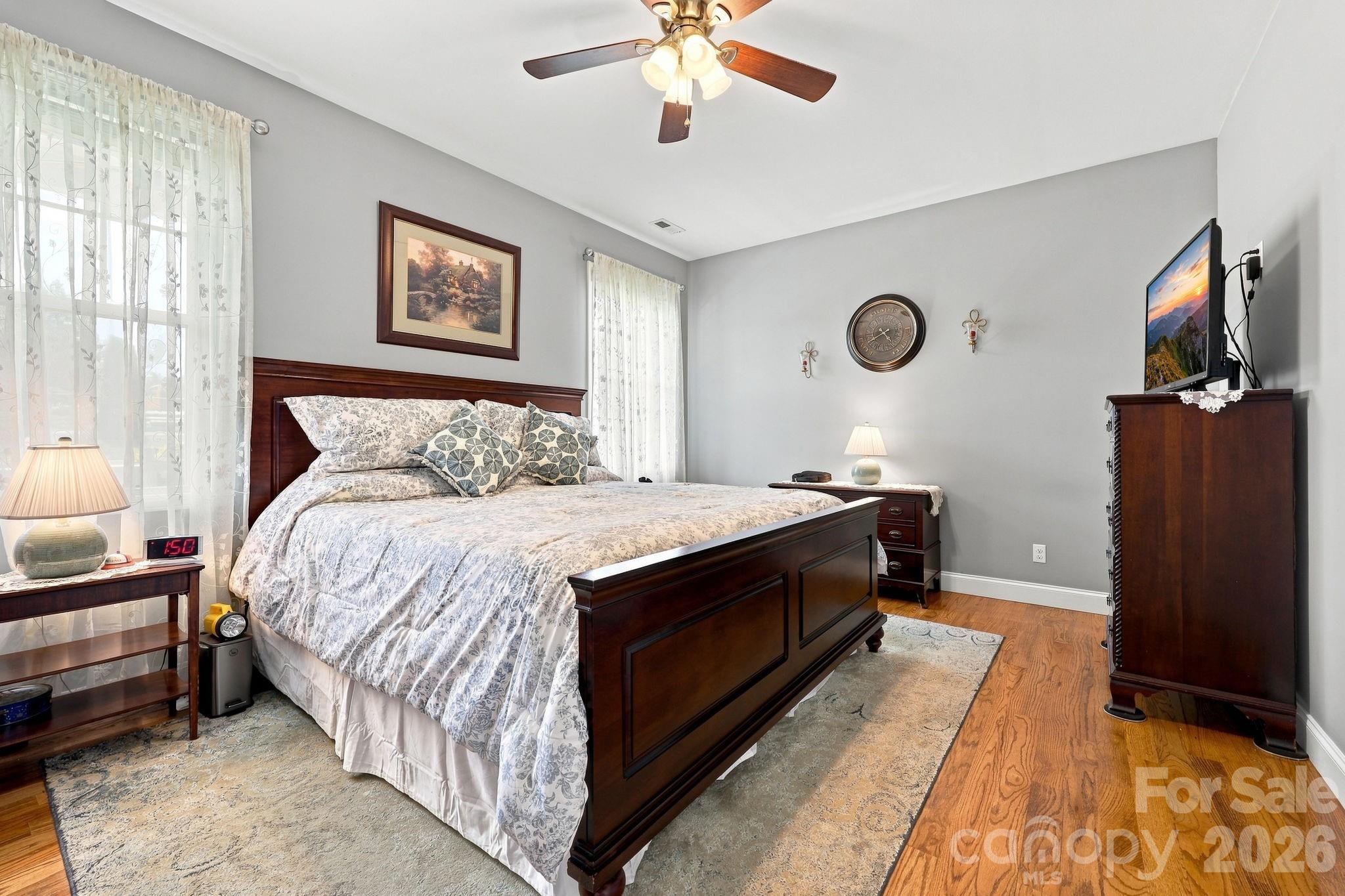 Single Family Residence at 60 Shacoba Lane, Hendersonville, photo 28 of 38