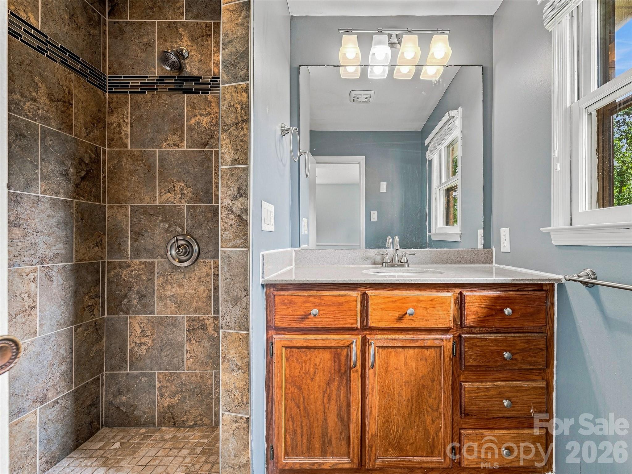 Single Family Residence at 38 Chadwick Wade Drive, Asheville, photo 20 of 48