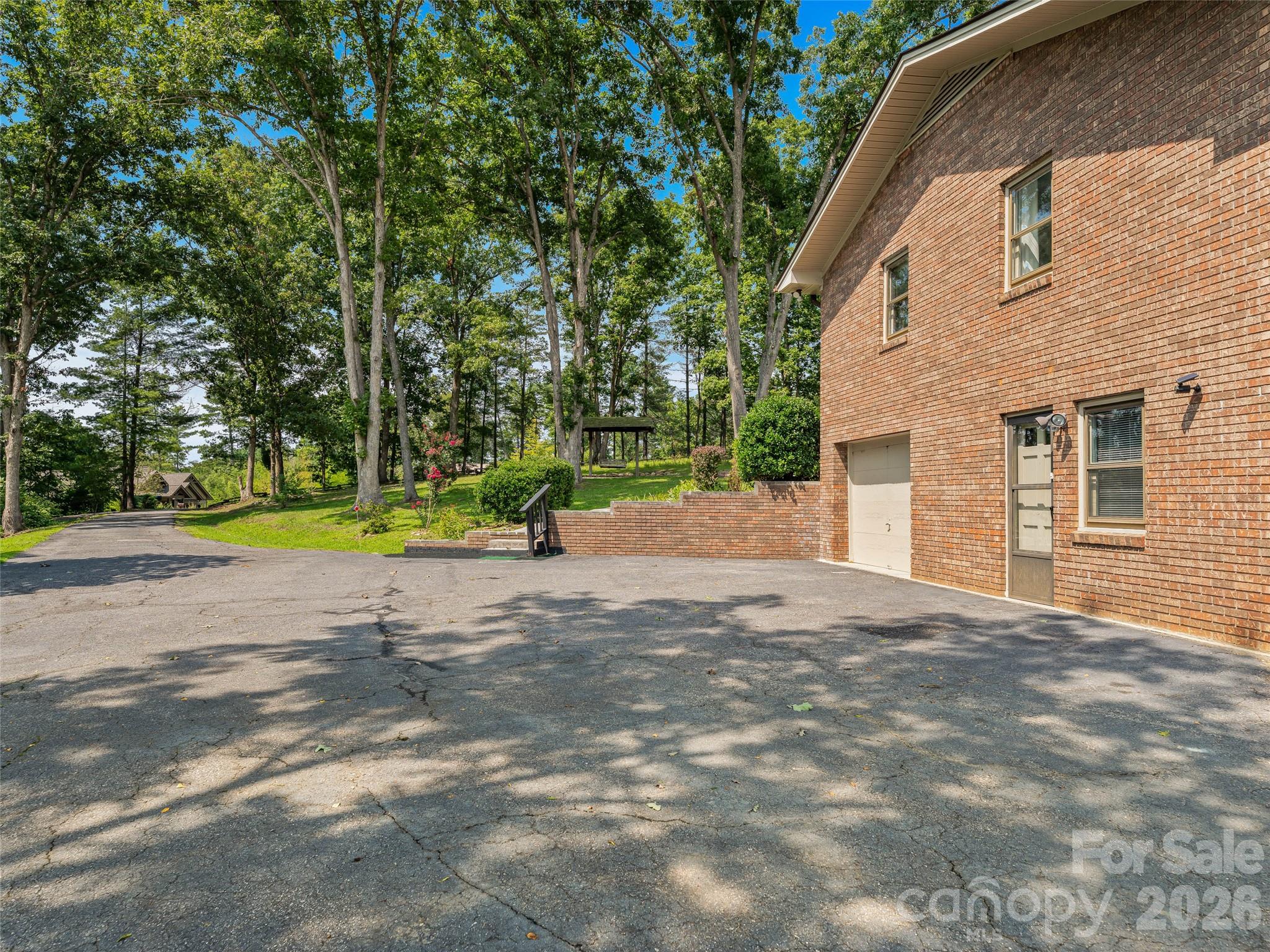 Single Family Residence at 38 Chadwick Wade Drive, Asheville, photo 42 of 48