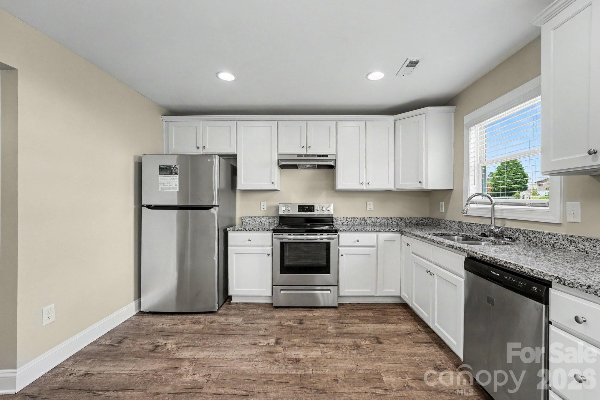 Single Family Residence at 1545 Mayfair Drive, Conover, photo 6 of 19