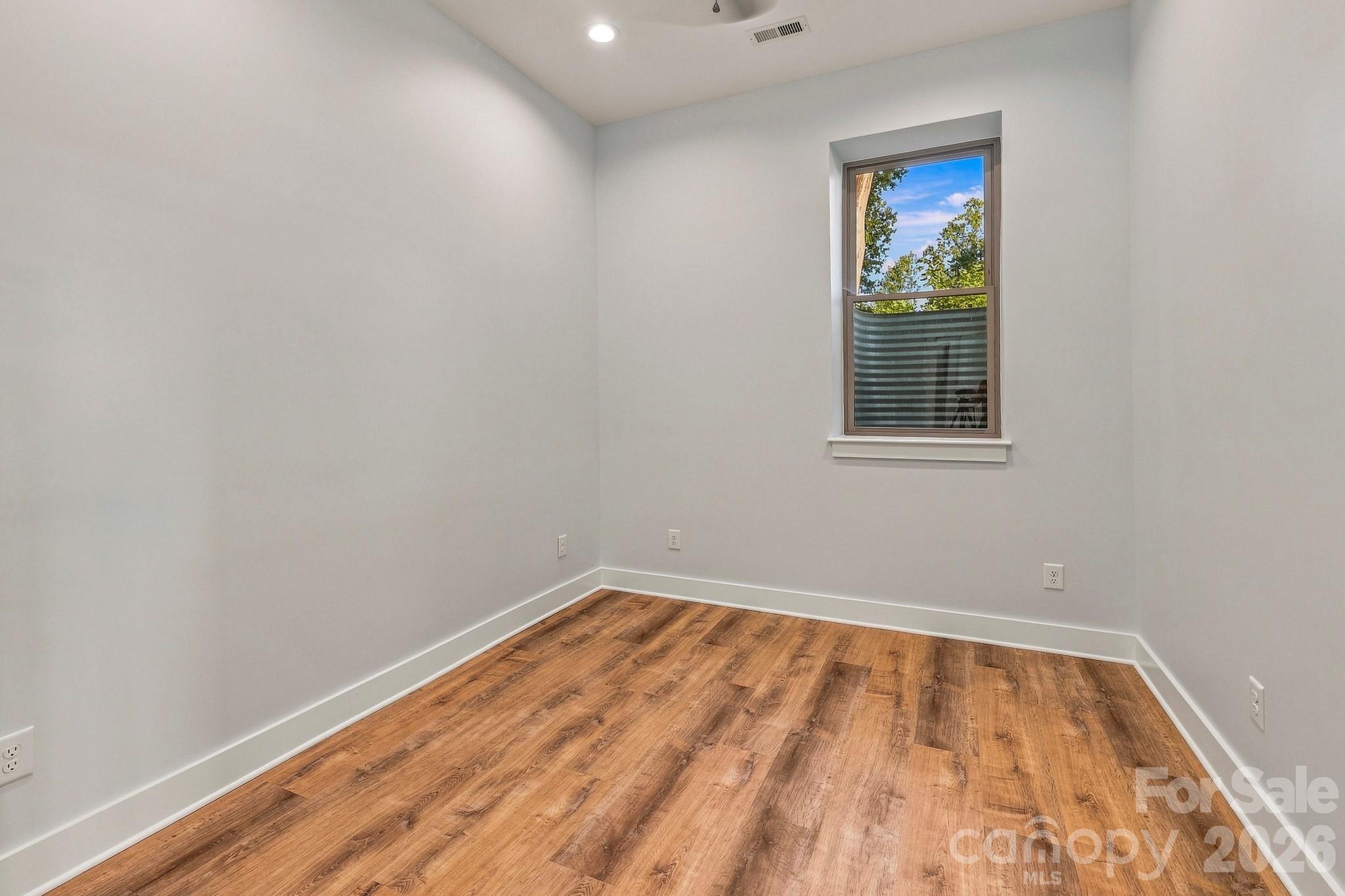 Single Family Residence at 2272 Pinnacle Parkway, Union Mills, photo 31 of 38