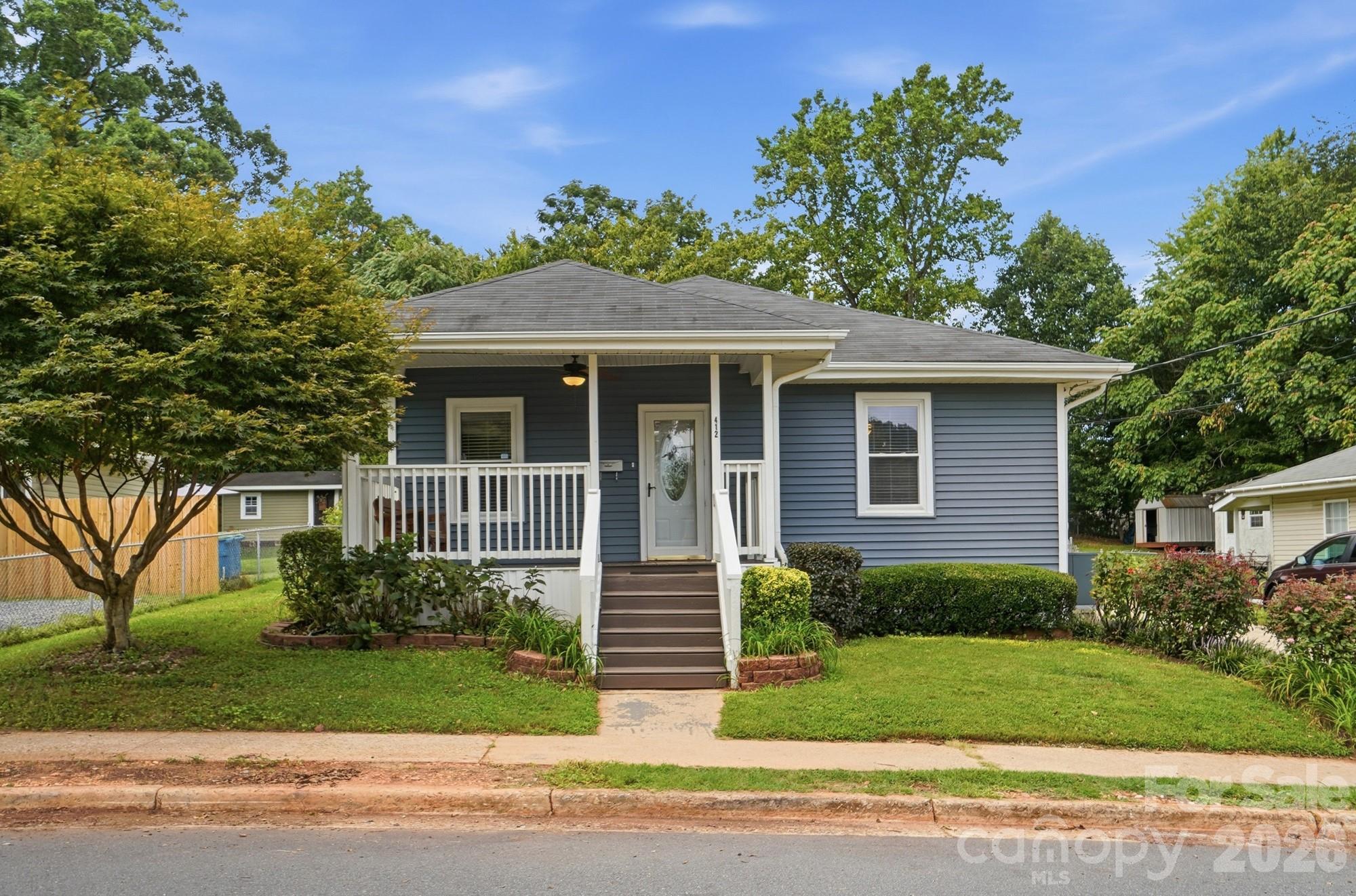 Single Family Residence at 412 Link Street, Fort Mill, photo 2 of 39