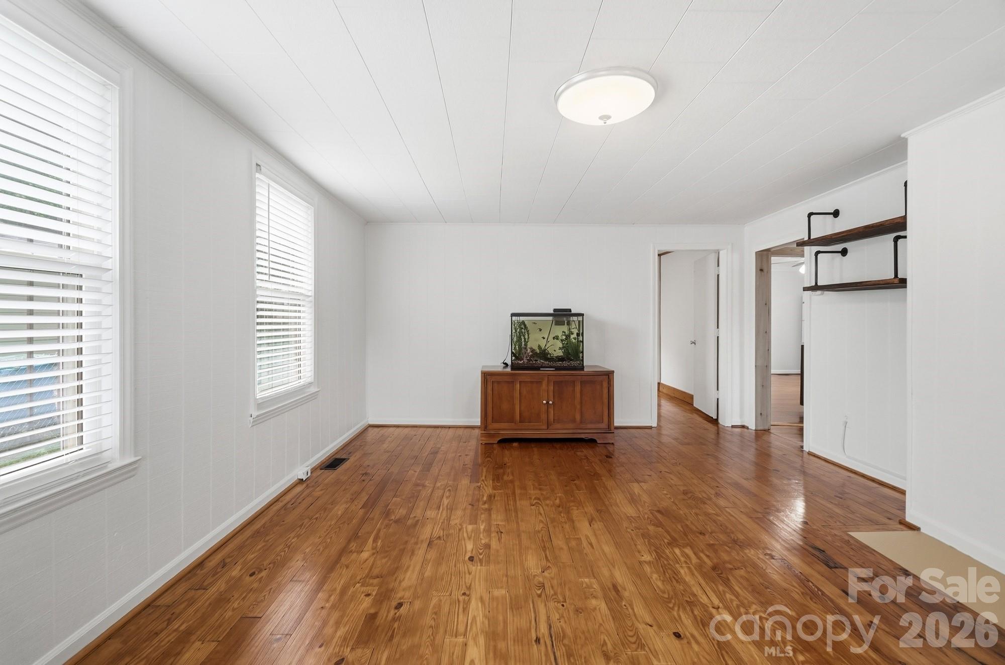 Single Family Residence at 412 Link Street, Fort Mill, photo 10 of 39