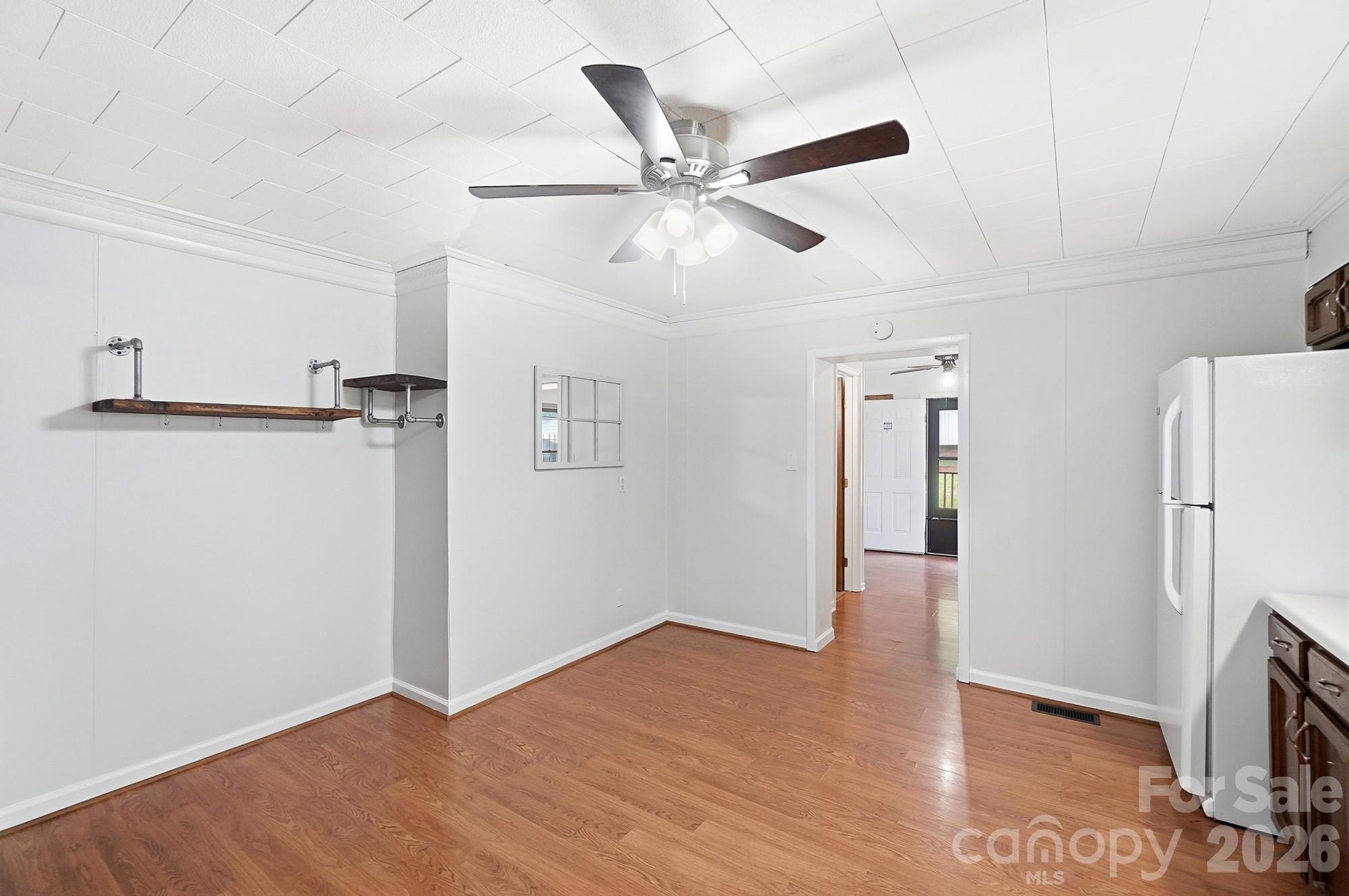 Single Family Residence at 412 Link Street, Fort Mill, photo 14 of 39