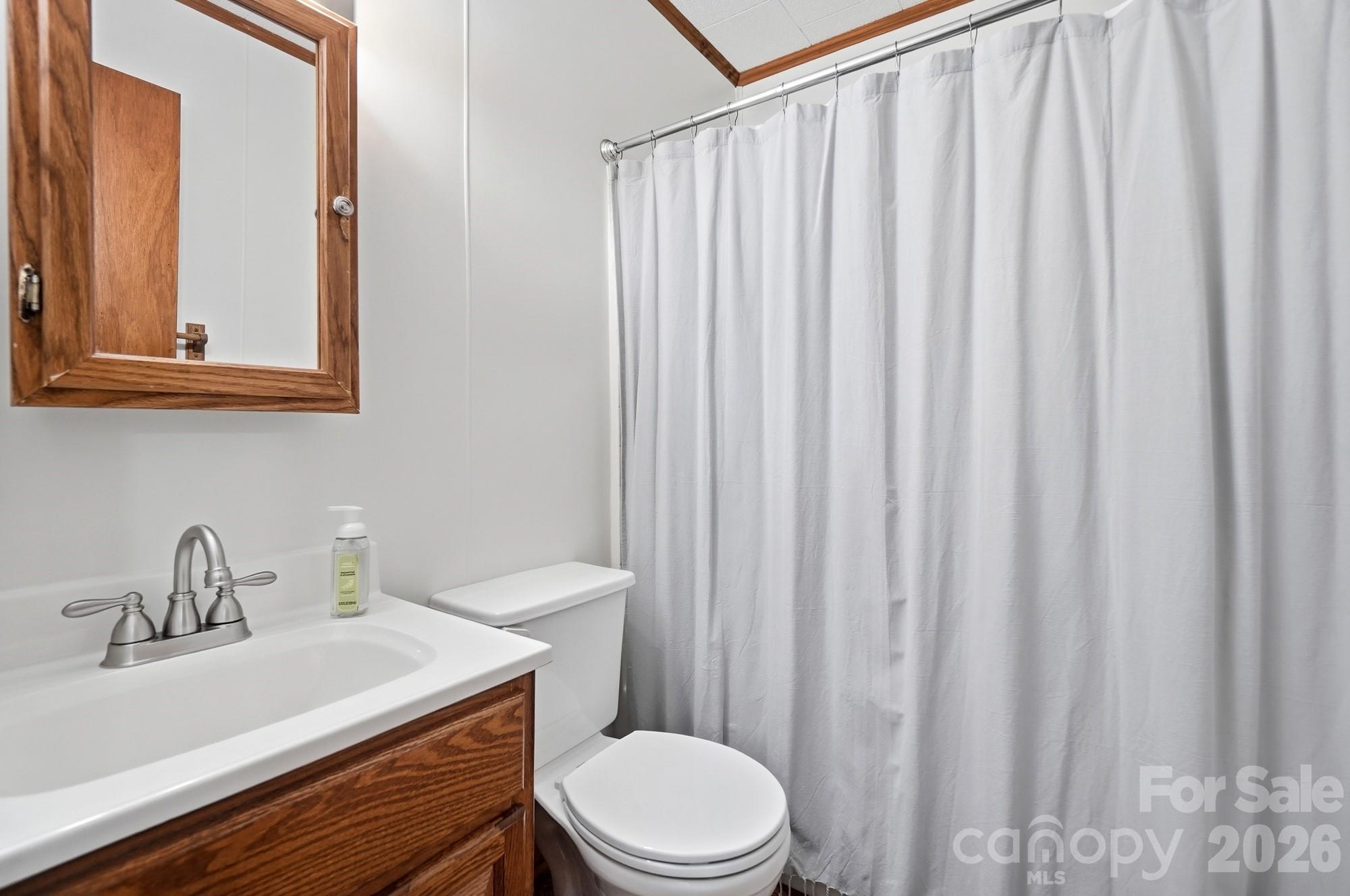 Single Family Residence at 412 Link Street, Fort Mill, photo 21 of 39