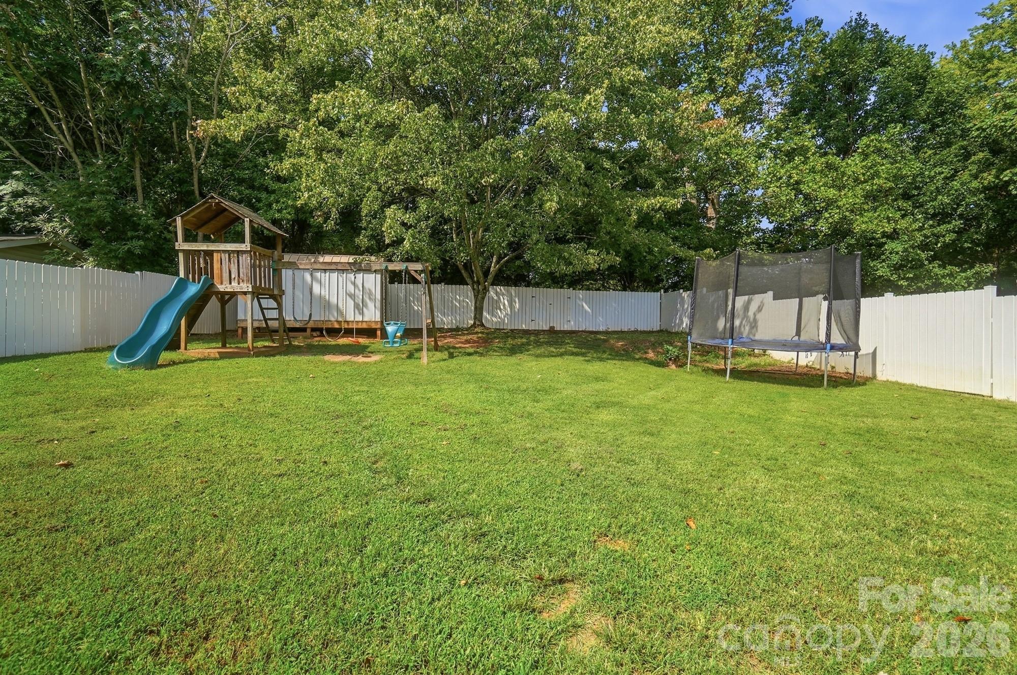 Single Family Residence at 412 Link Street, Fort Mill, photo 32 of 39