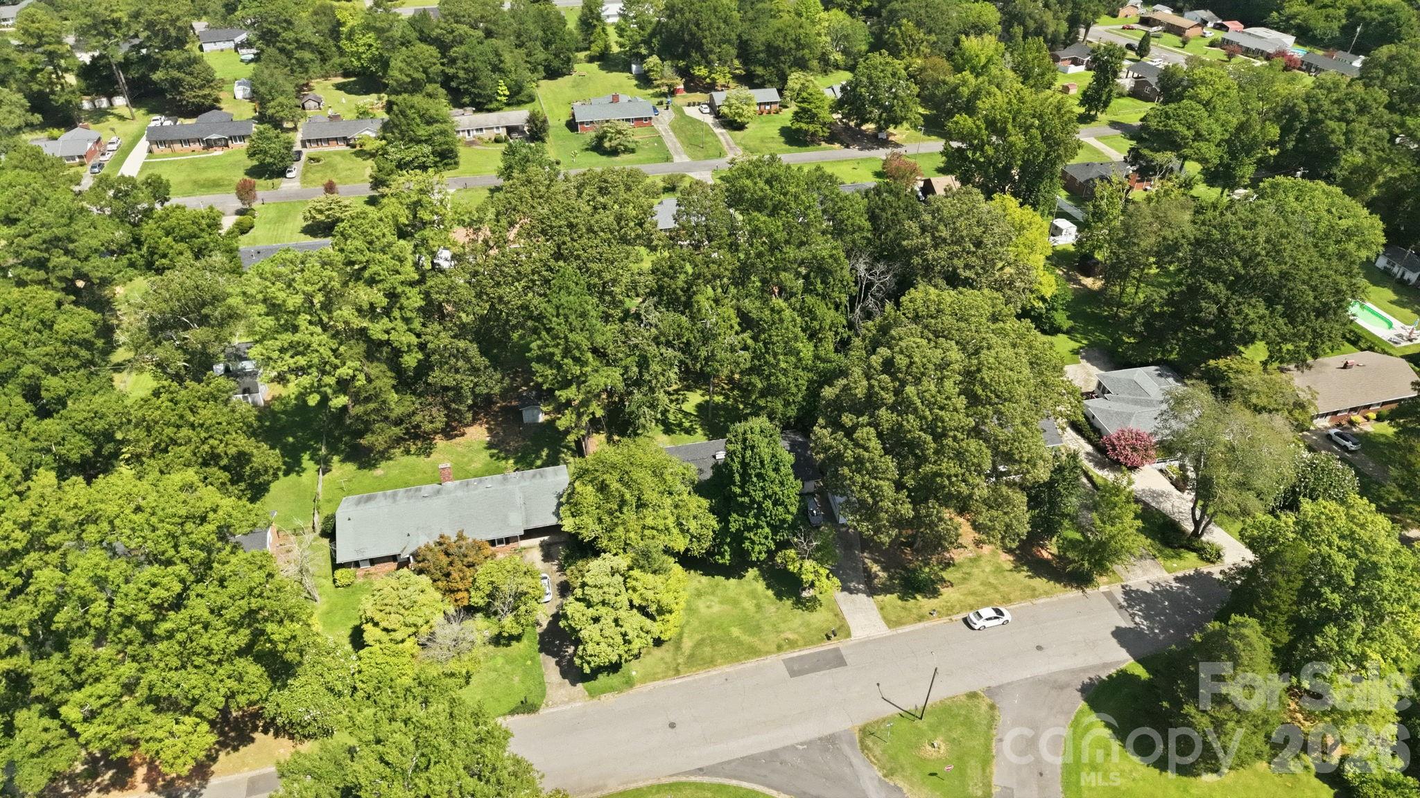Single Family Residence at 1053 Christopher Circle, Rock Hill, photo 45 of 46