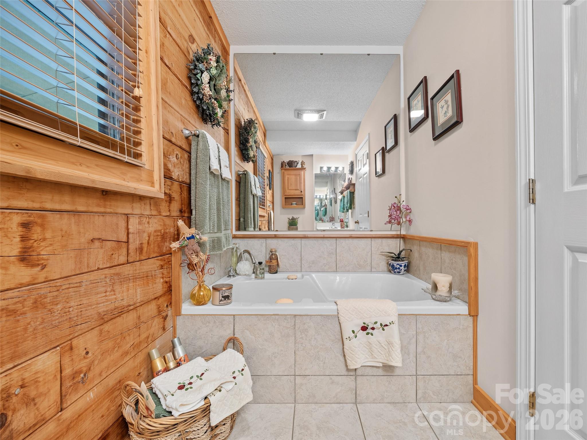 Single Family Residence at 185 Blue Bird Lane, Spruce Pine, photo 17 of 42